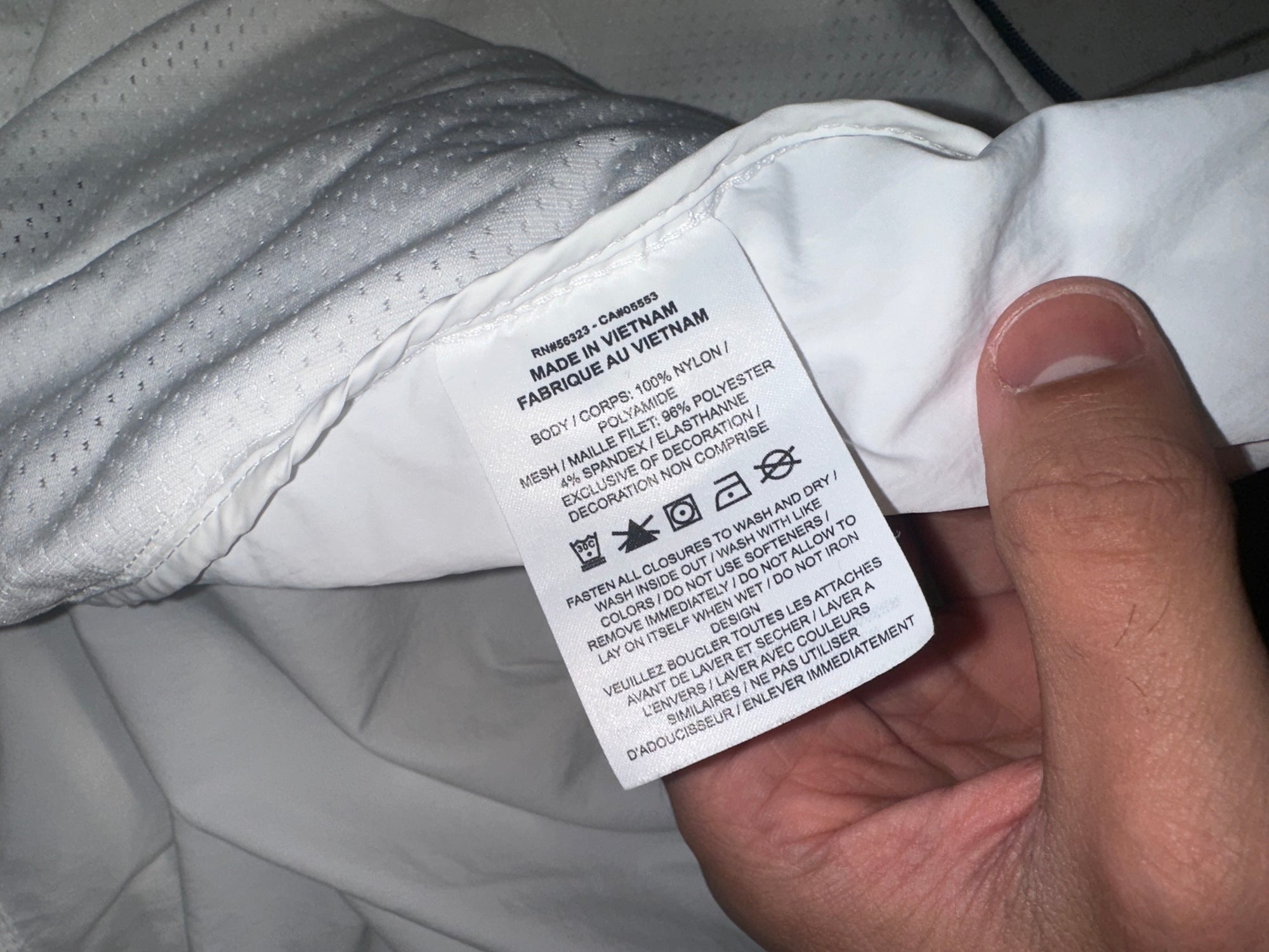 White Dragon Windrunner Fits Large