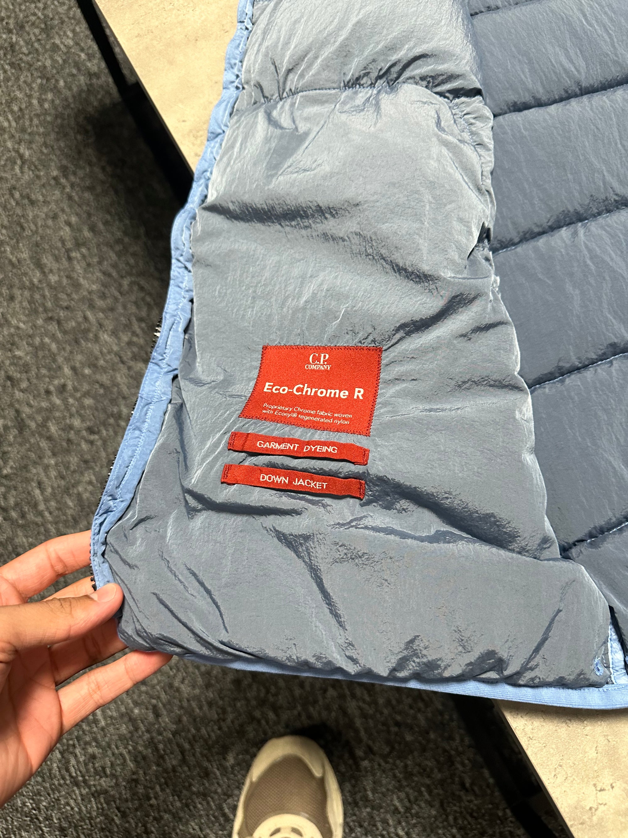 CP COMPANY ECO-CHROME R DOWN VEST RRP £540 MEDIUM