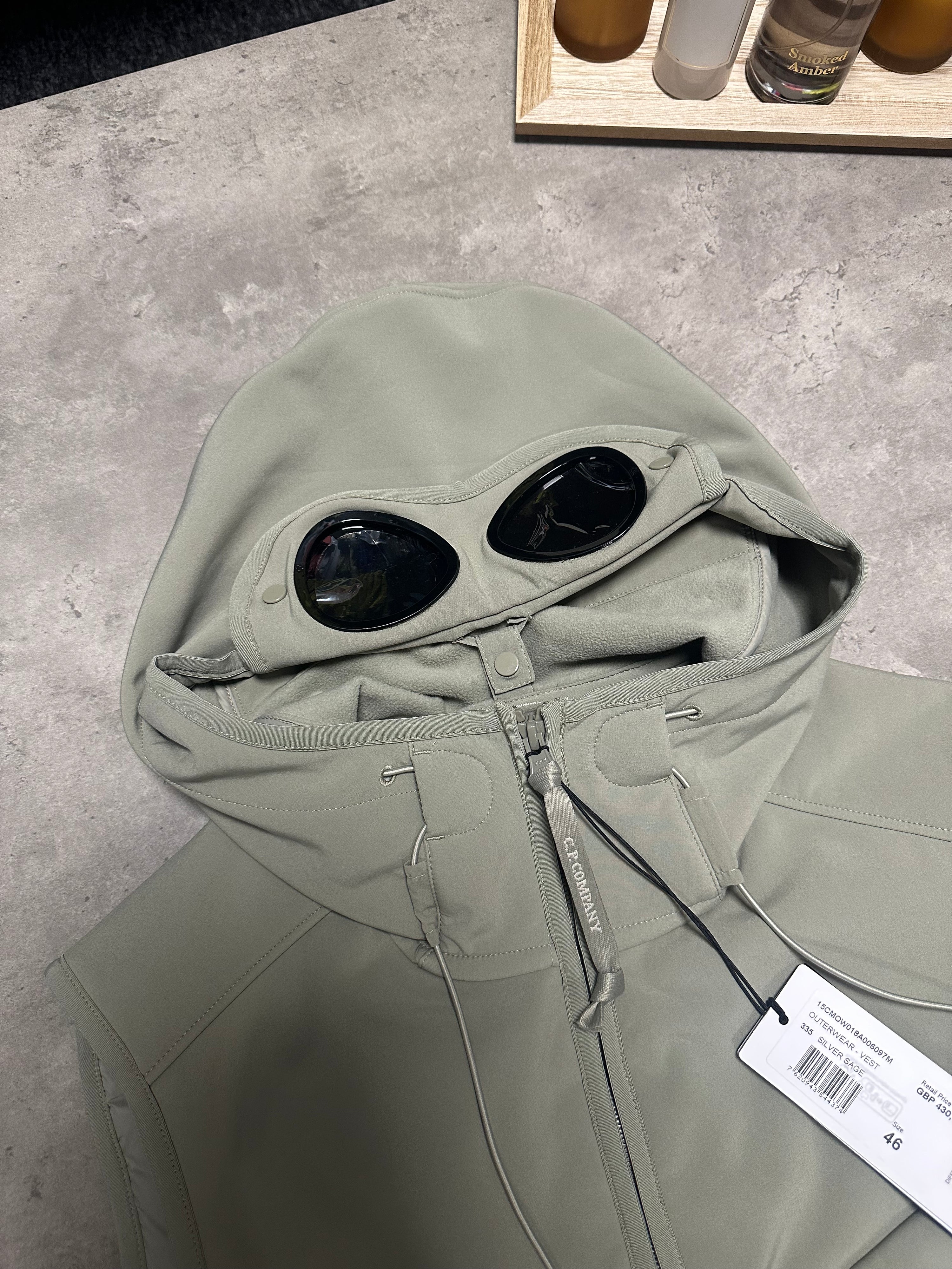 CP Company Biege Shell-R Google Hood Gilet RRP £430 Small