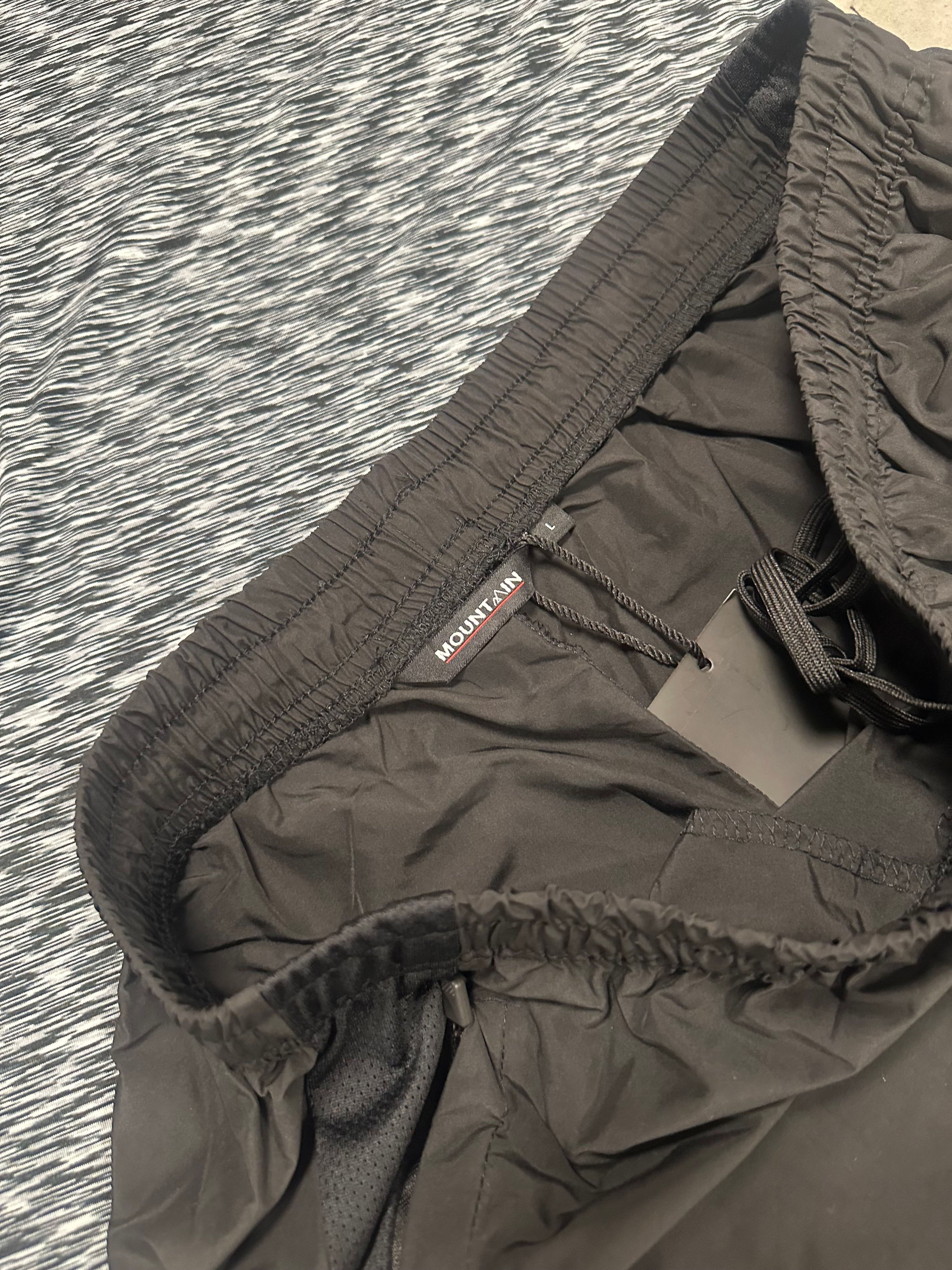 Mountain T-Shirt & Short Set RRP £85