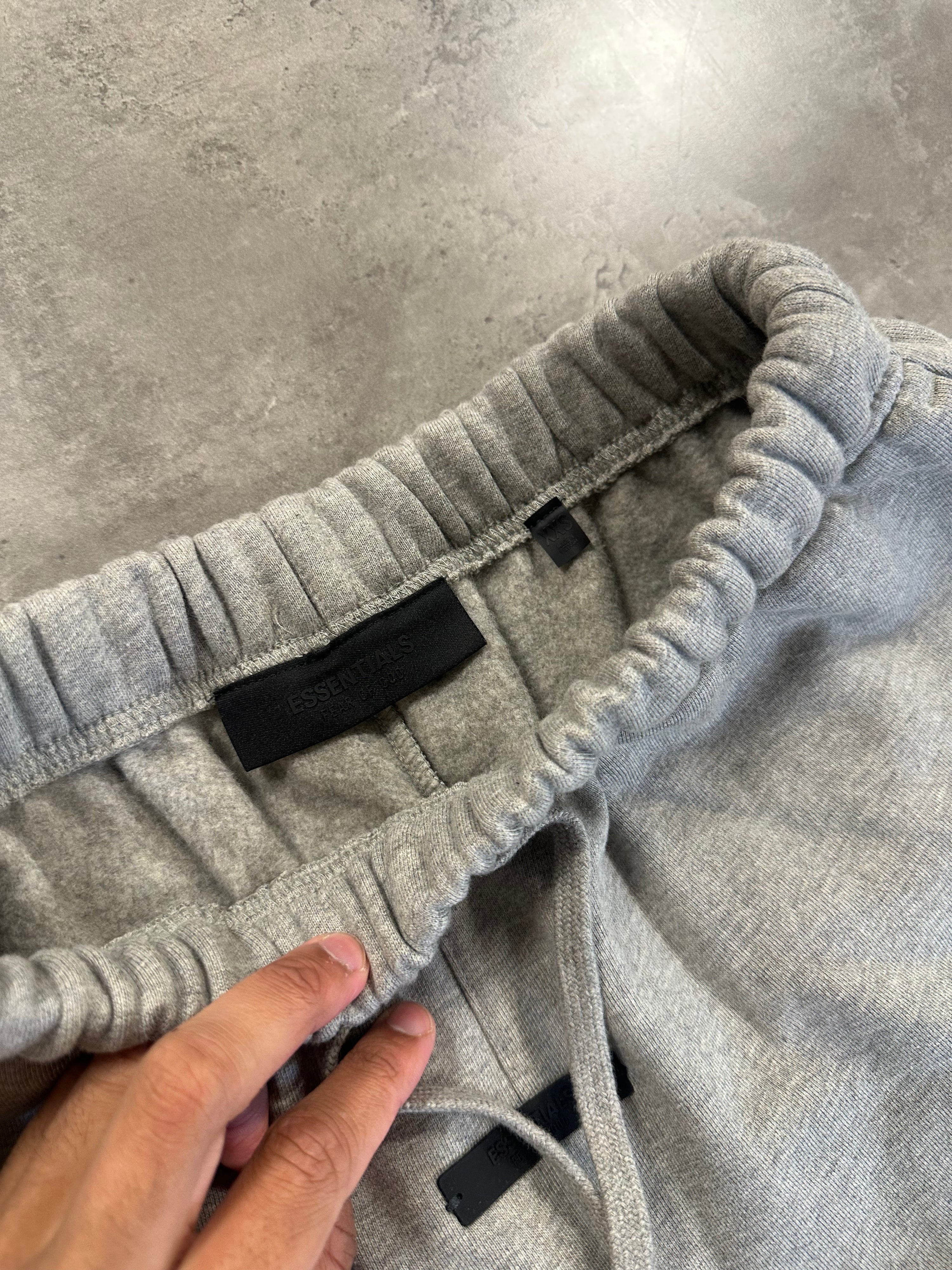 ESSENTIALS Joggers