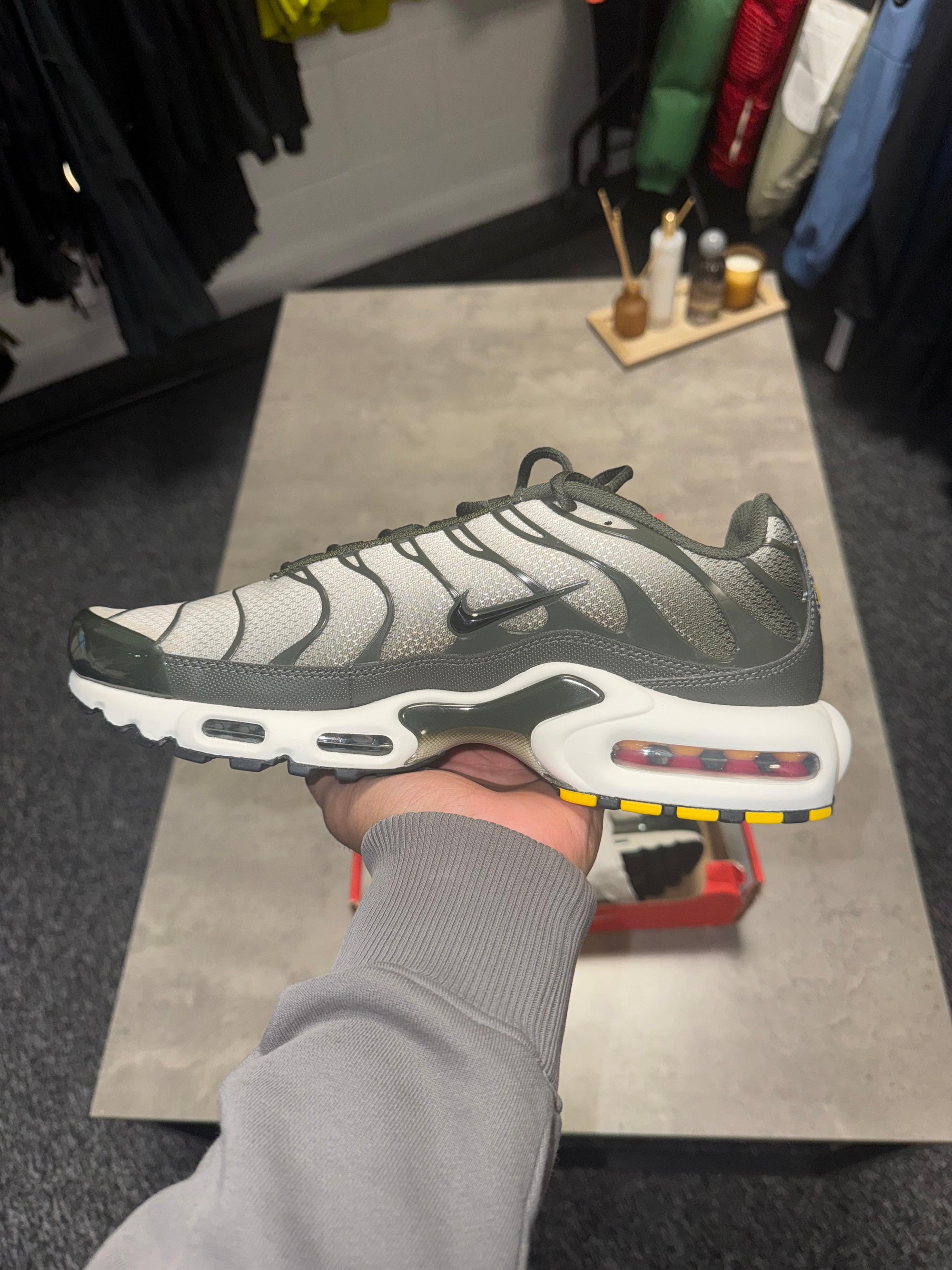 Nike Tn Sequoia Black/Cargo Khaki