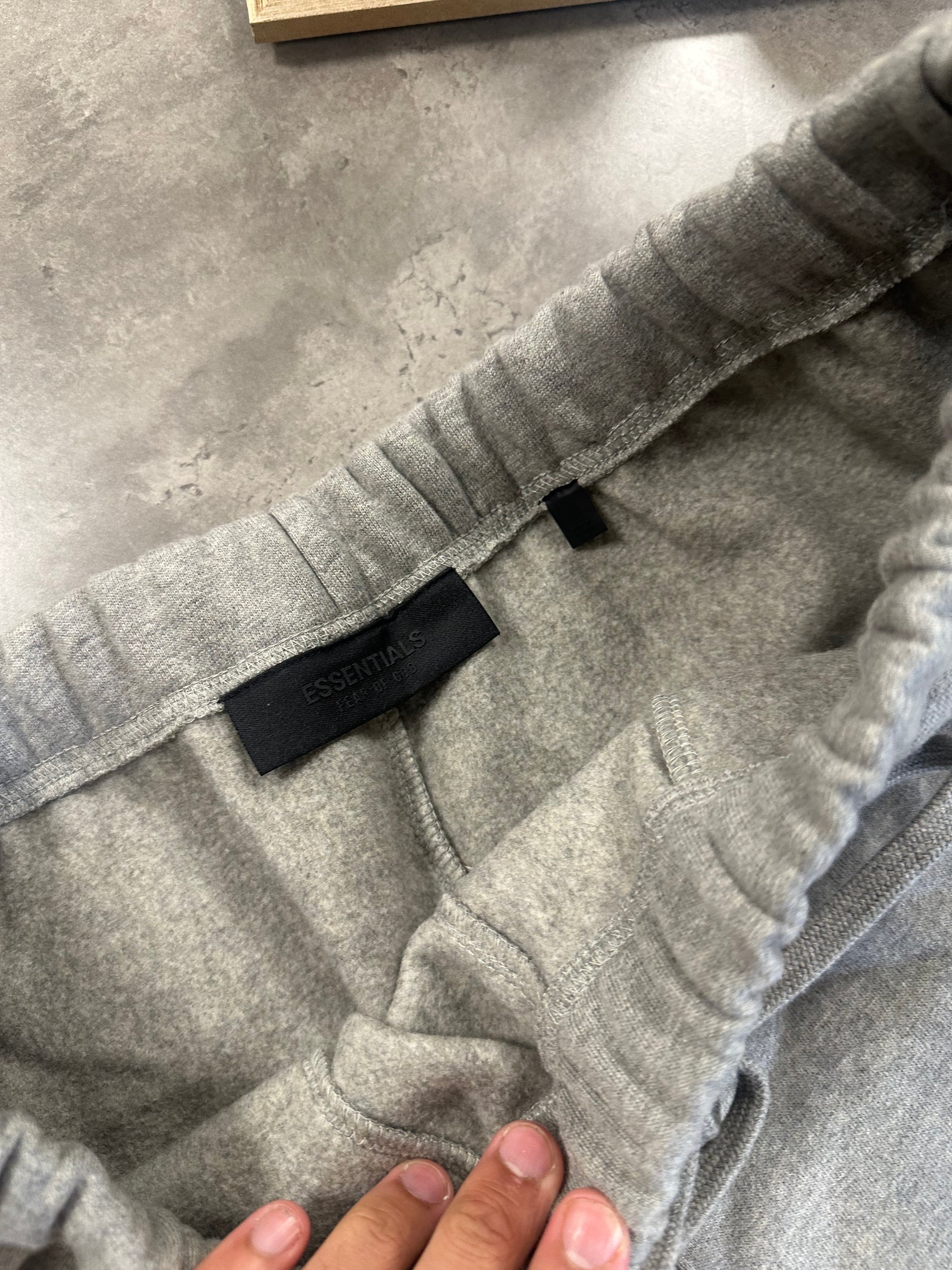 ESSENTIALS Joggers