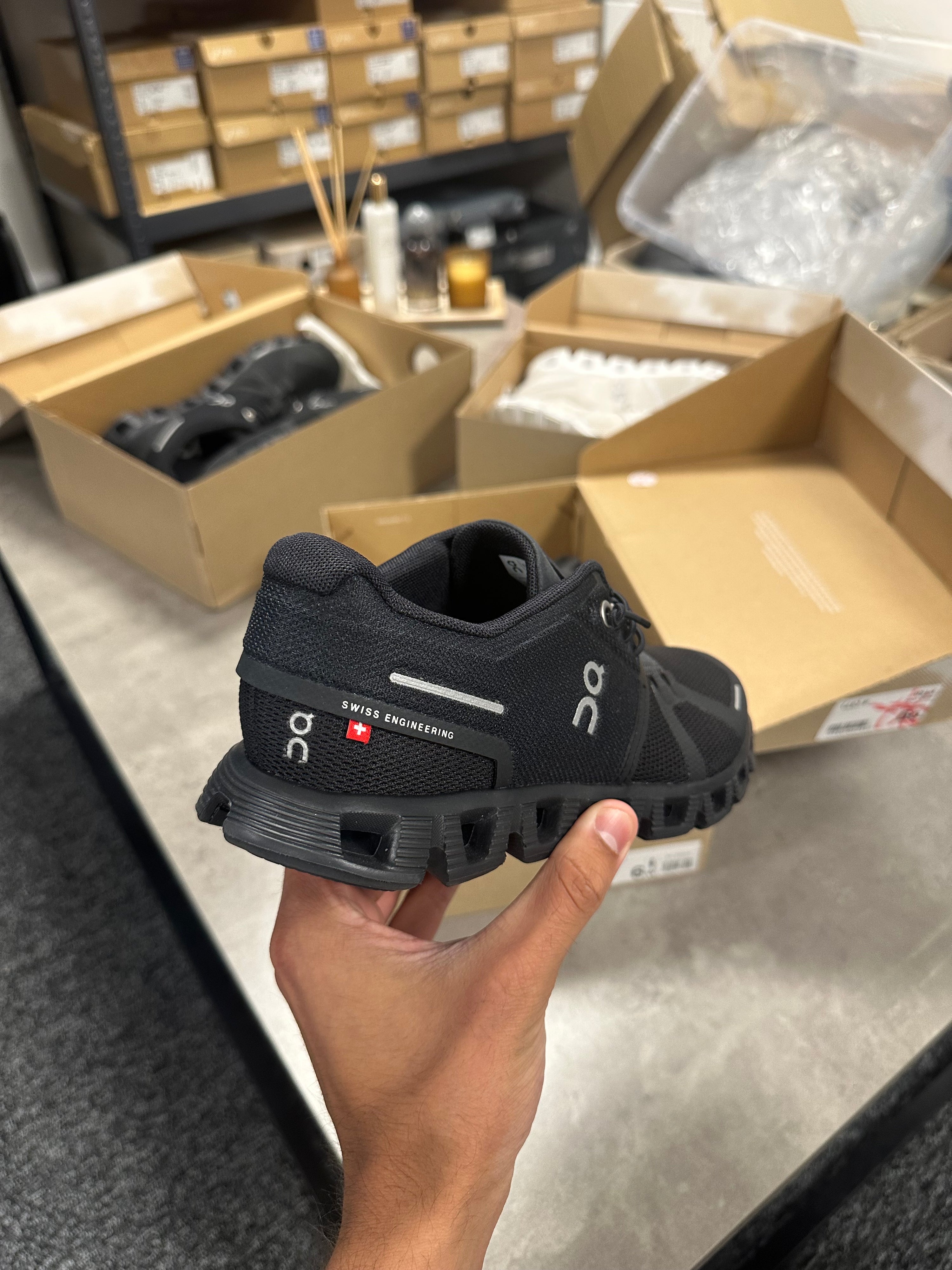 On Cloud 5 Black
