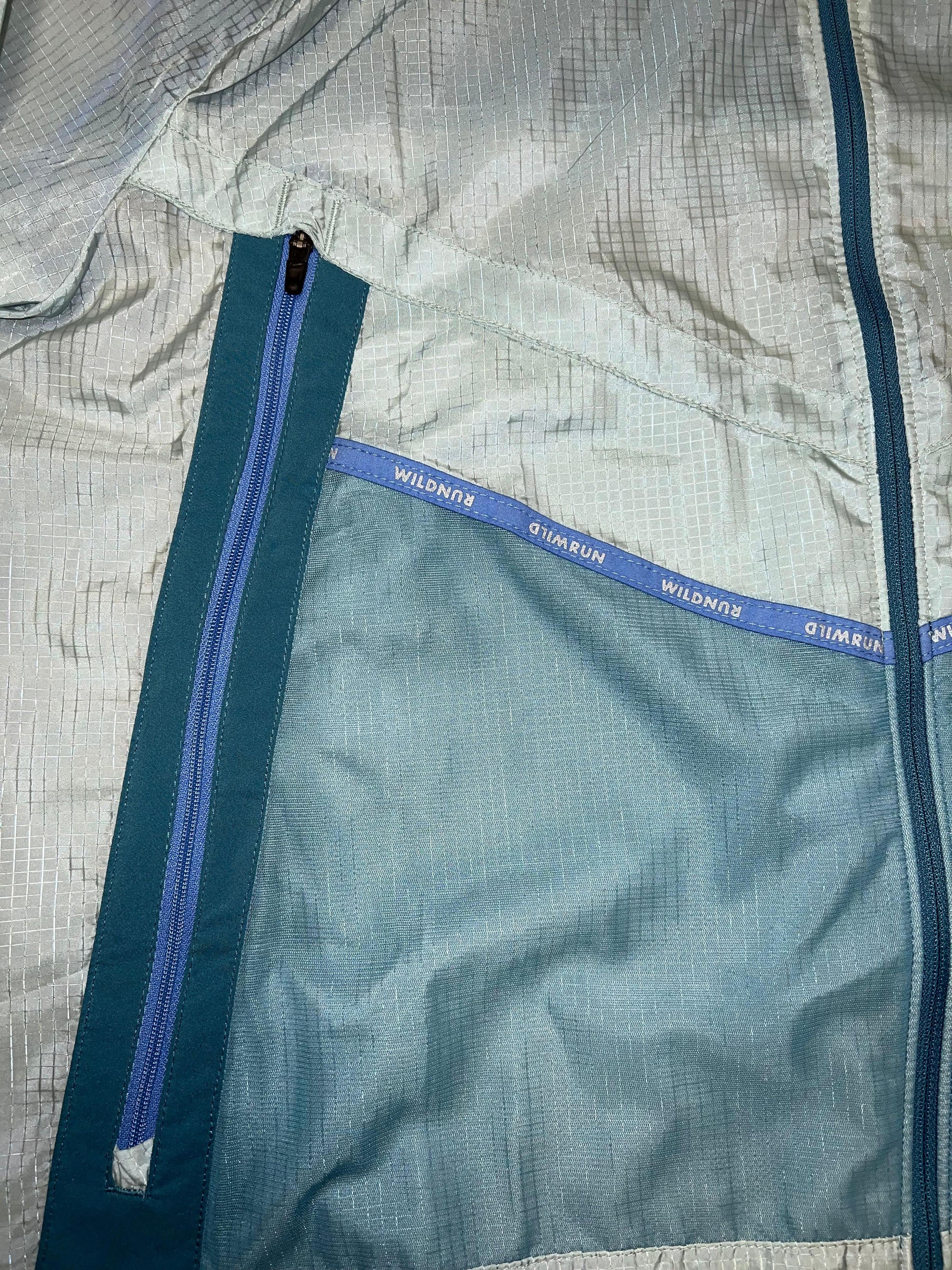 Wildrun Blue Windrunner Asia