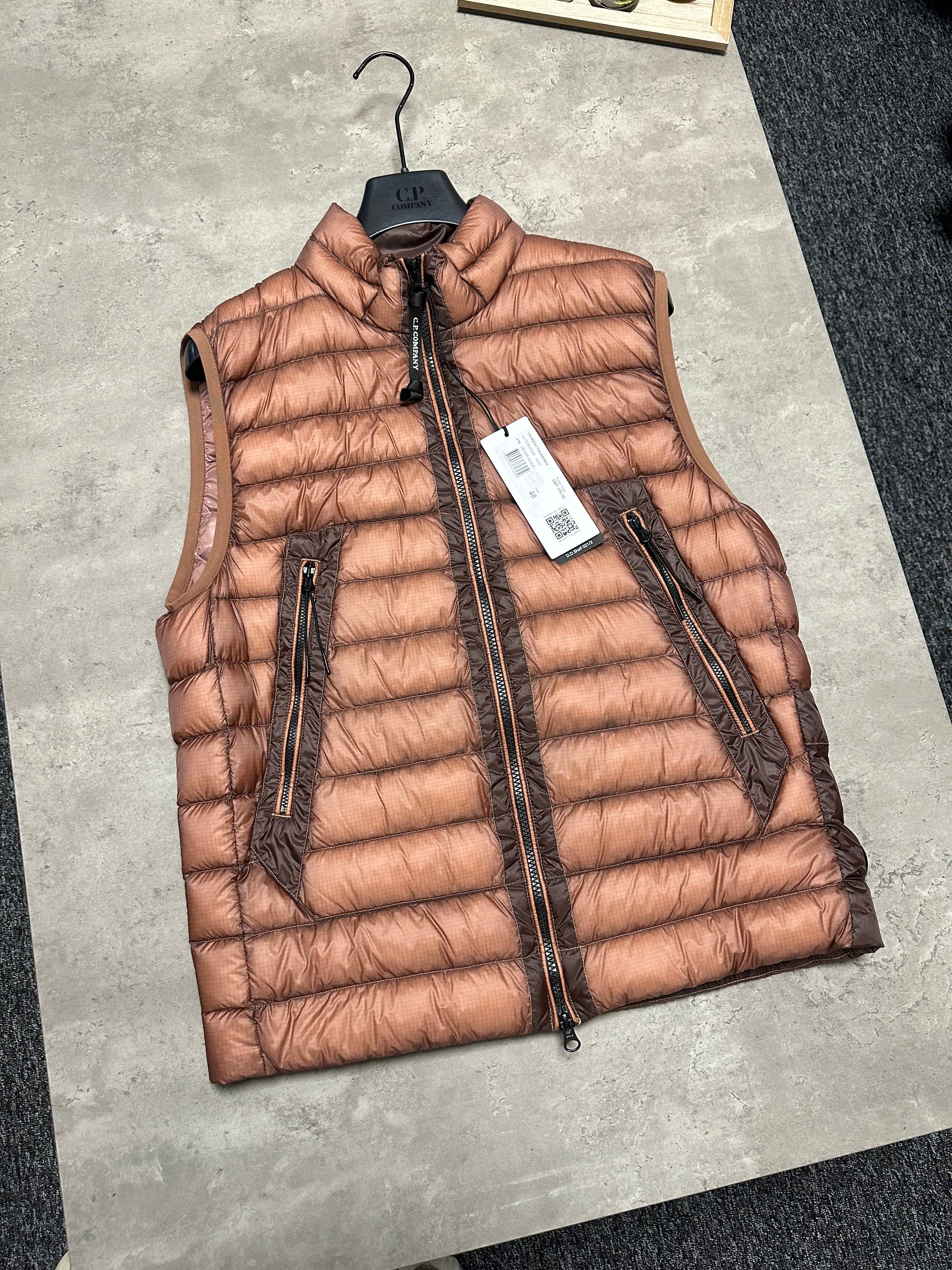 CP Company Brown DD Shell Down Filled Lens Viewer Gilet - Medium RRP £480
