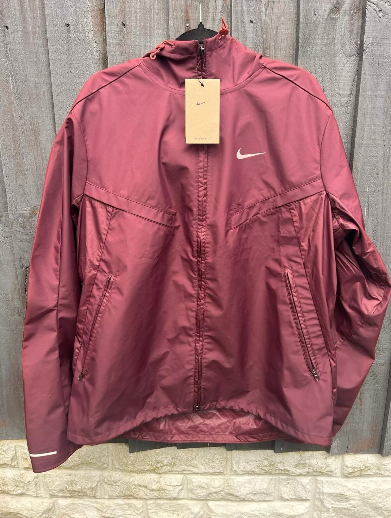 Beetroot Windrunner Asia