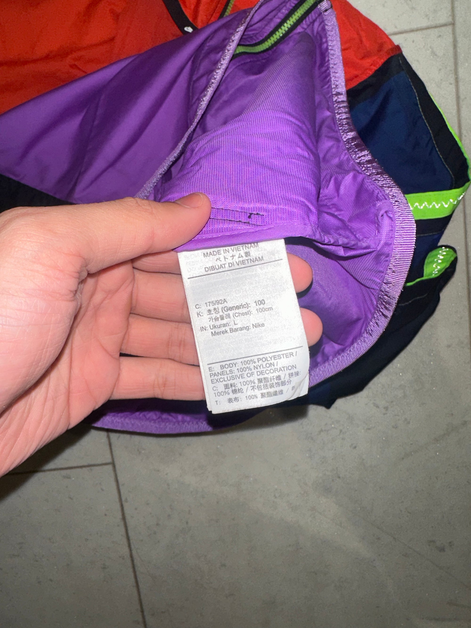 Meekz Windrunner Large Fits Medium