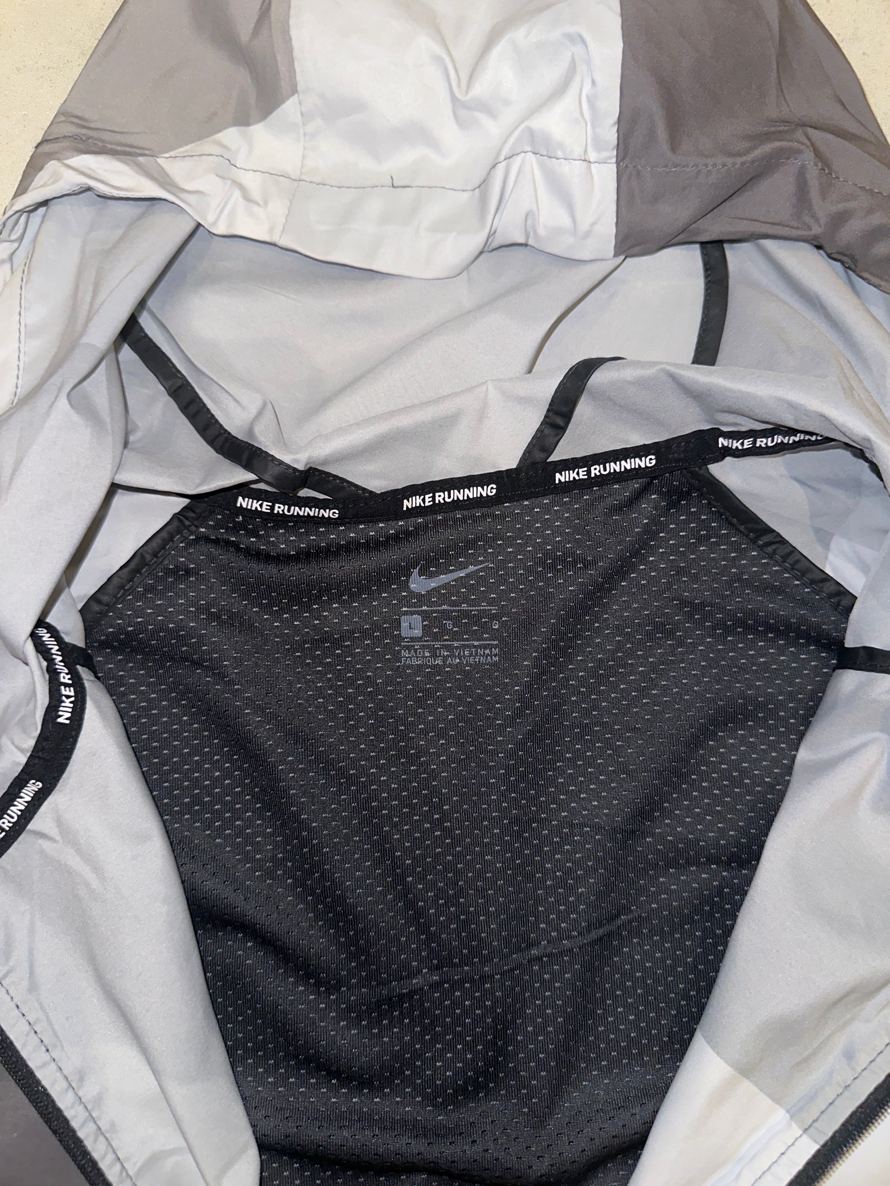 Patchworks Windrunner Jacket Grey Size Large