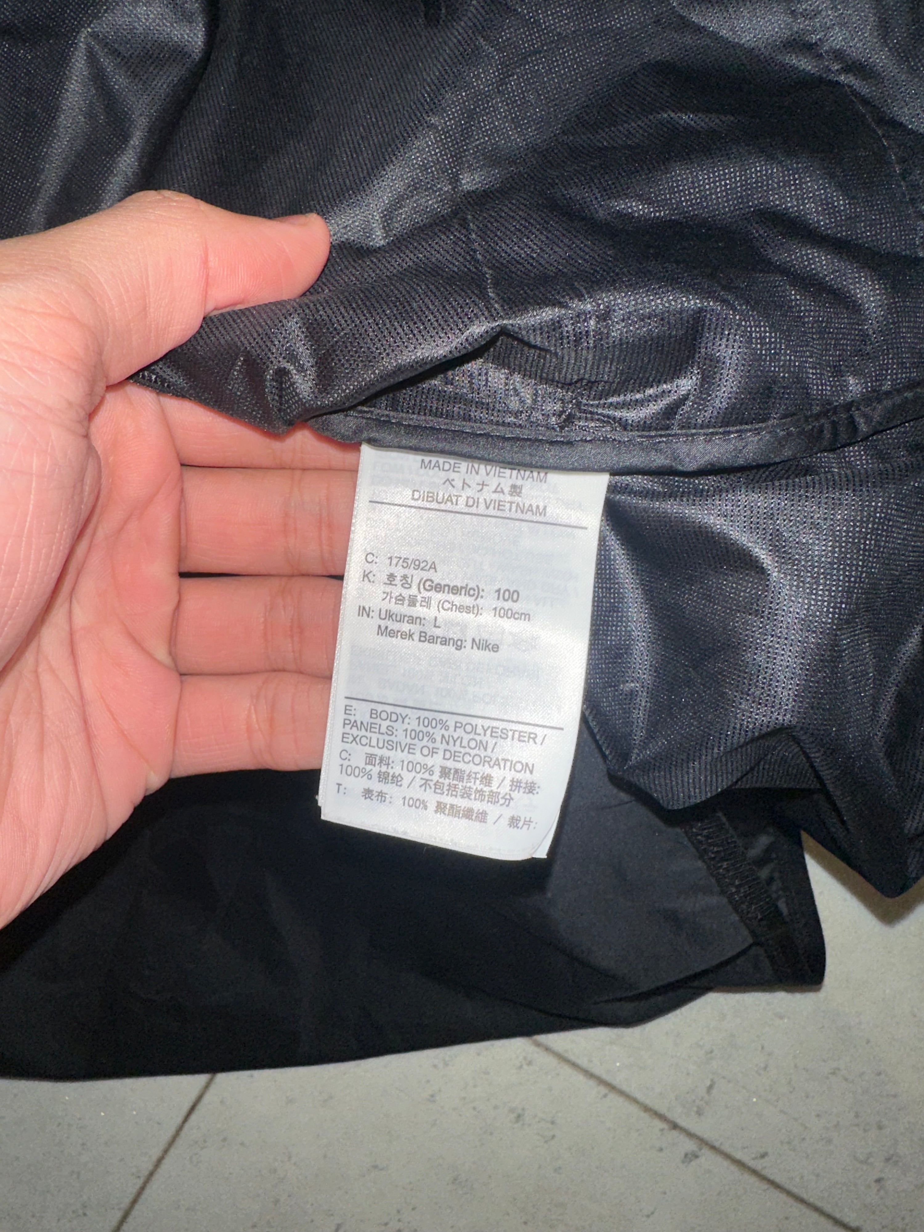 Meekz Windrunner Size Large Fits Medium Jacket