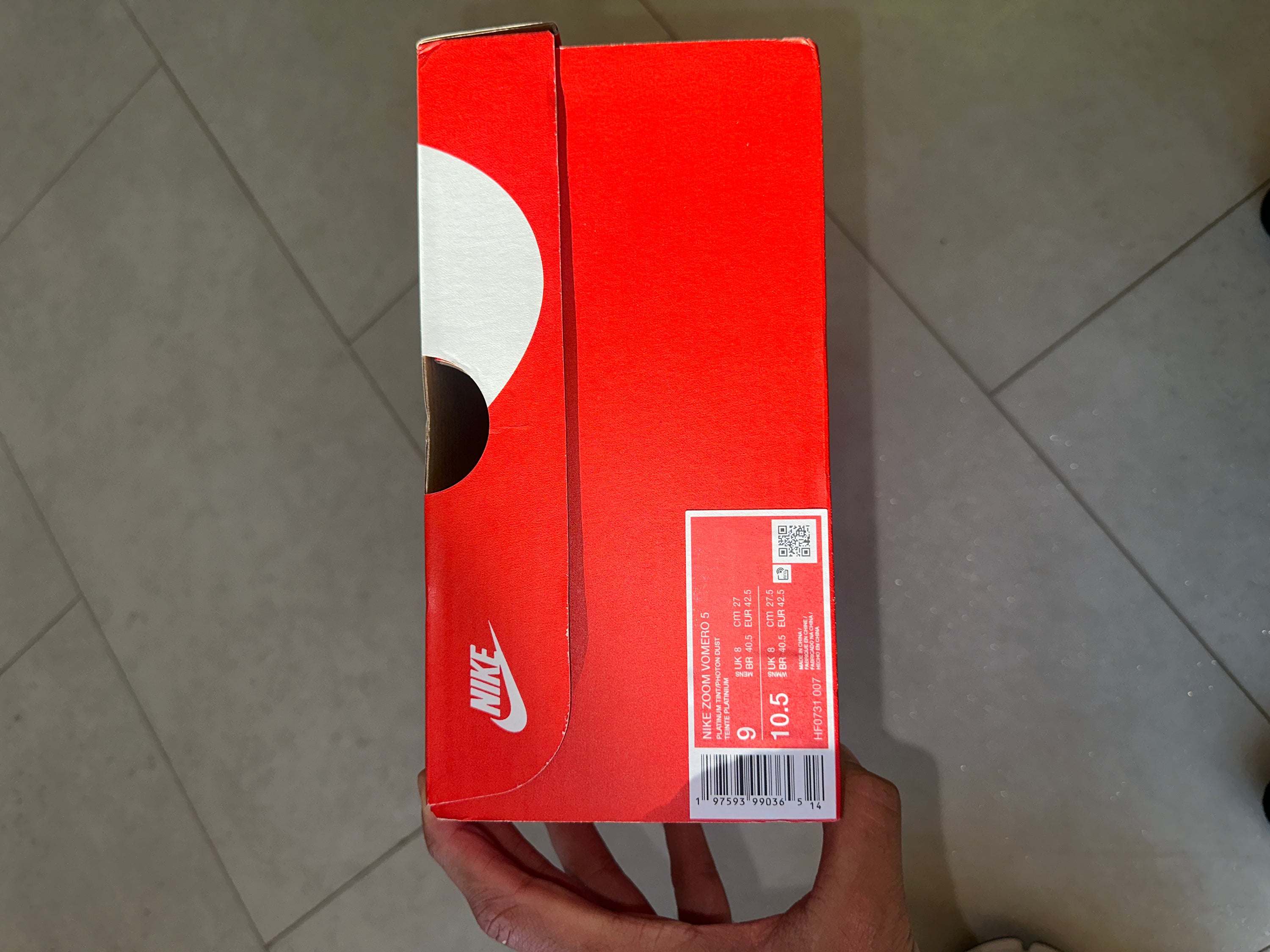 Vomero 5 Platinum Tint RRP £155