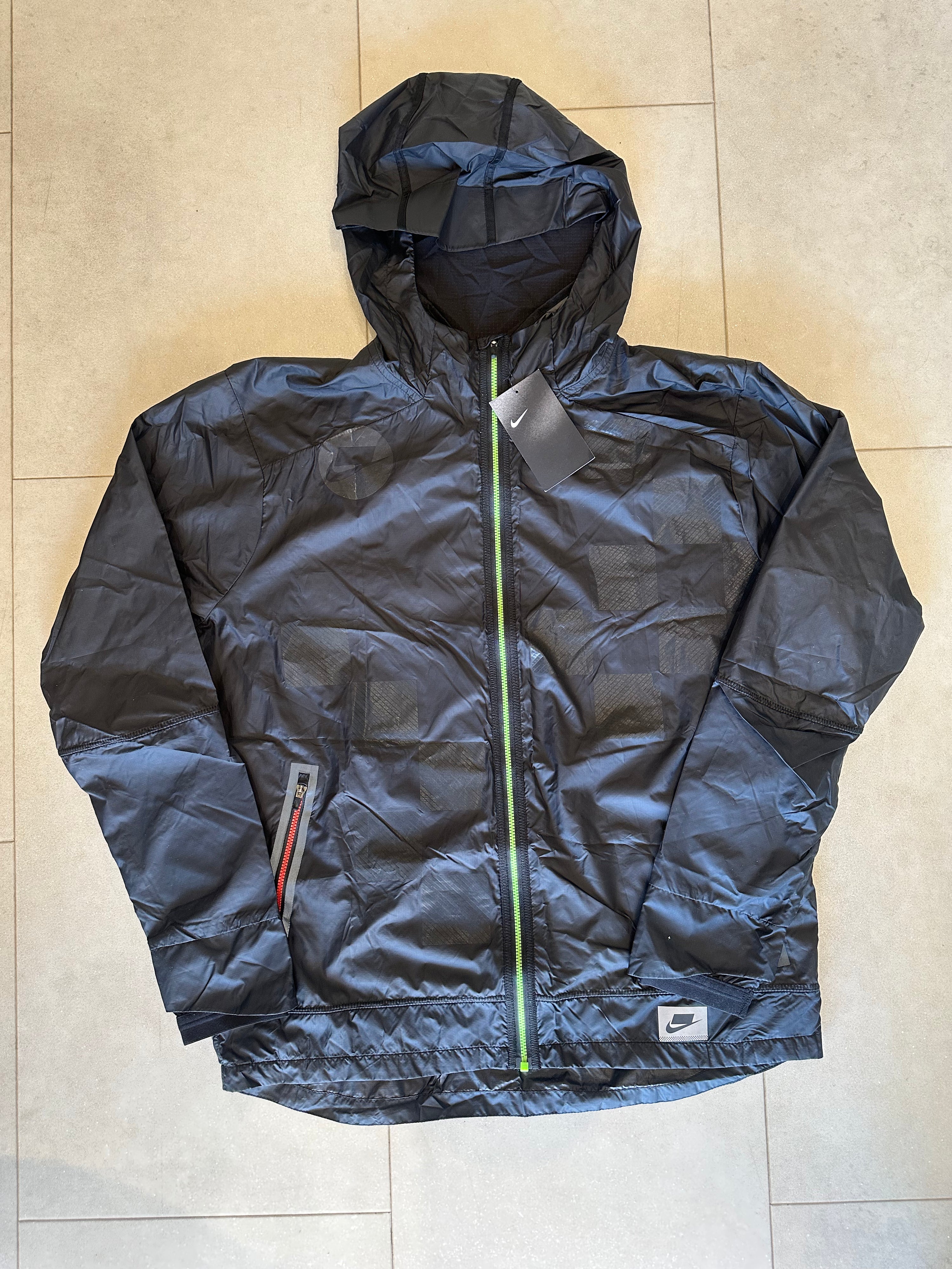 Nike Flash Reflective Shield 3M Running Jacket BV5615-010