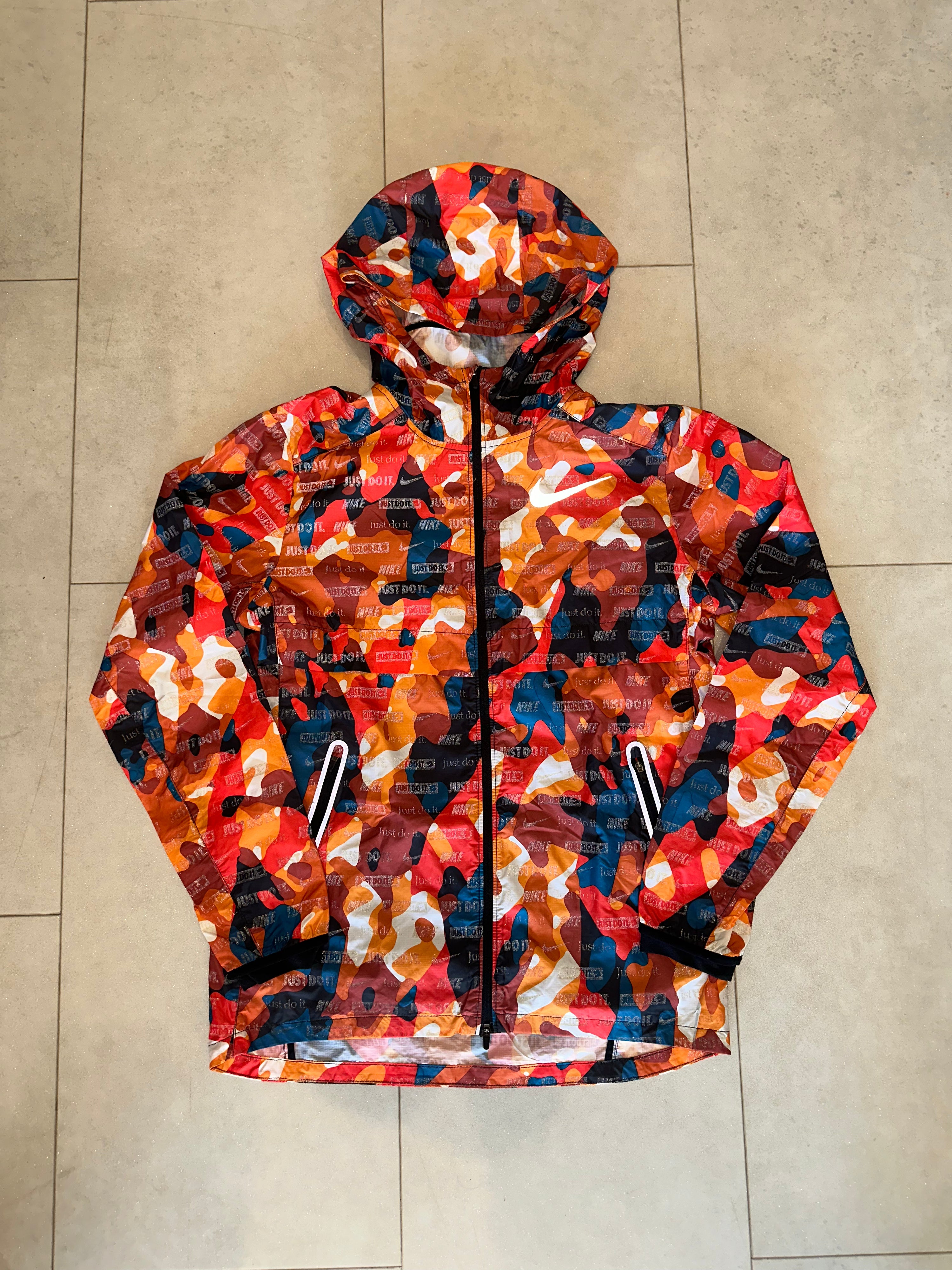 Rare Nike Windrunner Just Do It Camo Asia