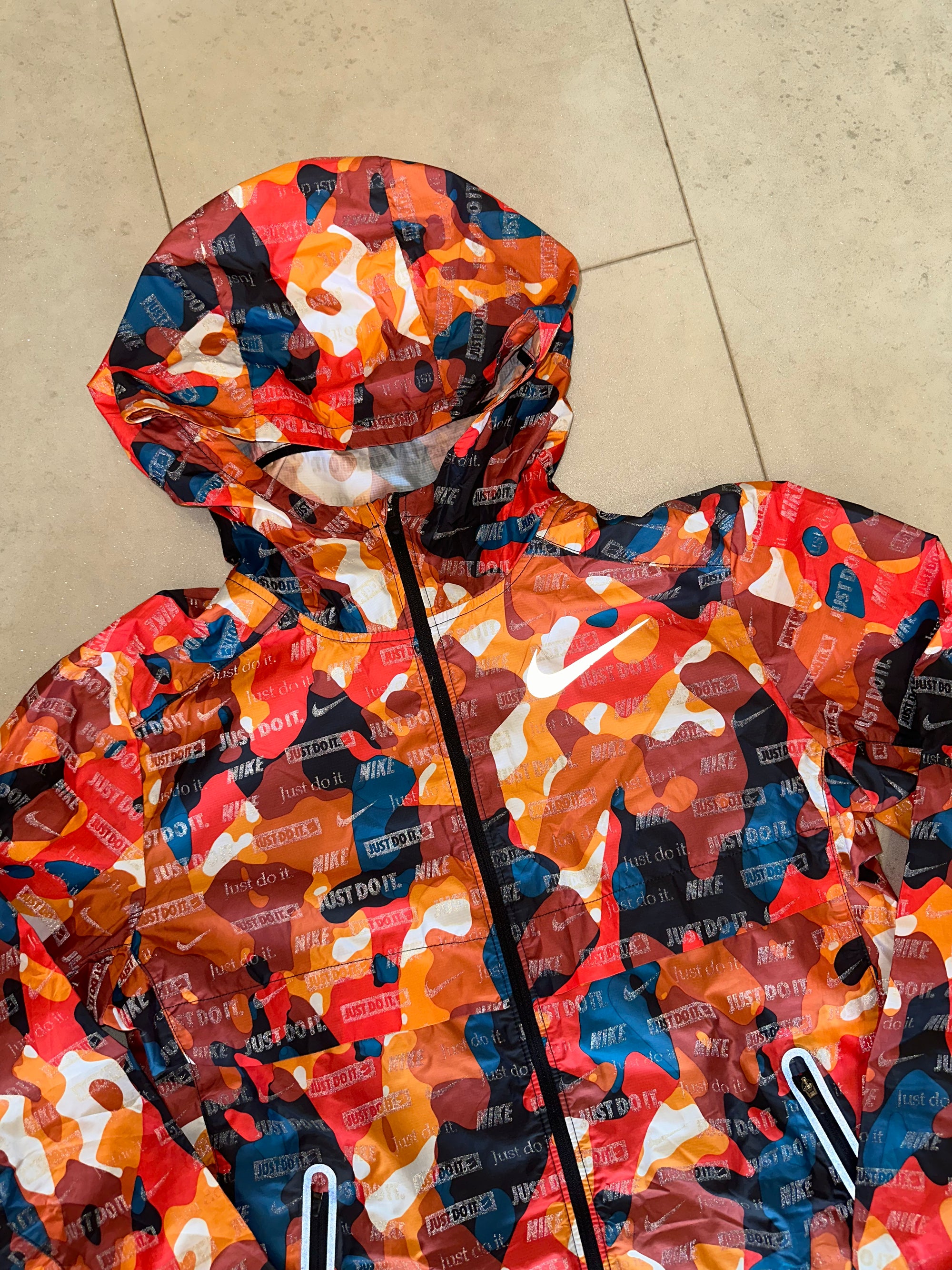 Rare Nike Windrunner Just Do It Camo Asia
