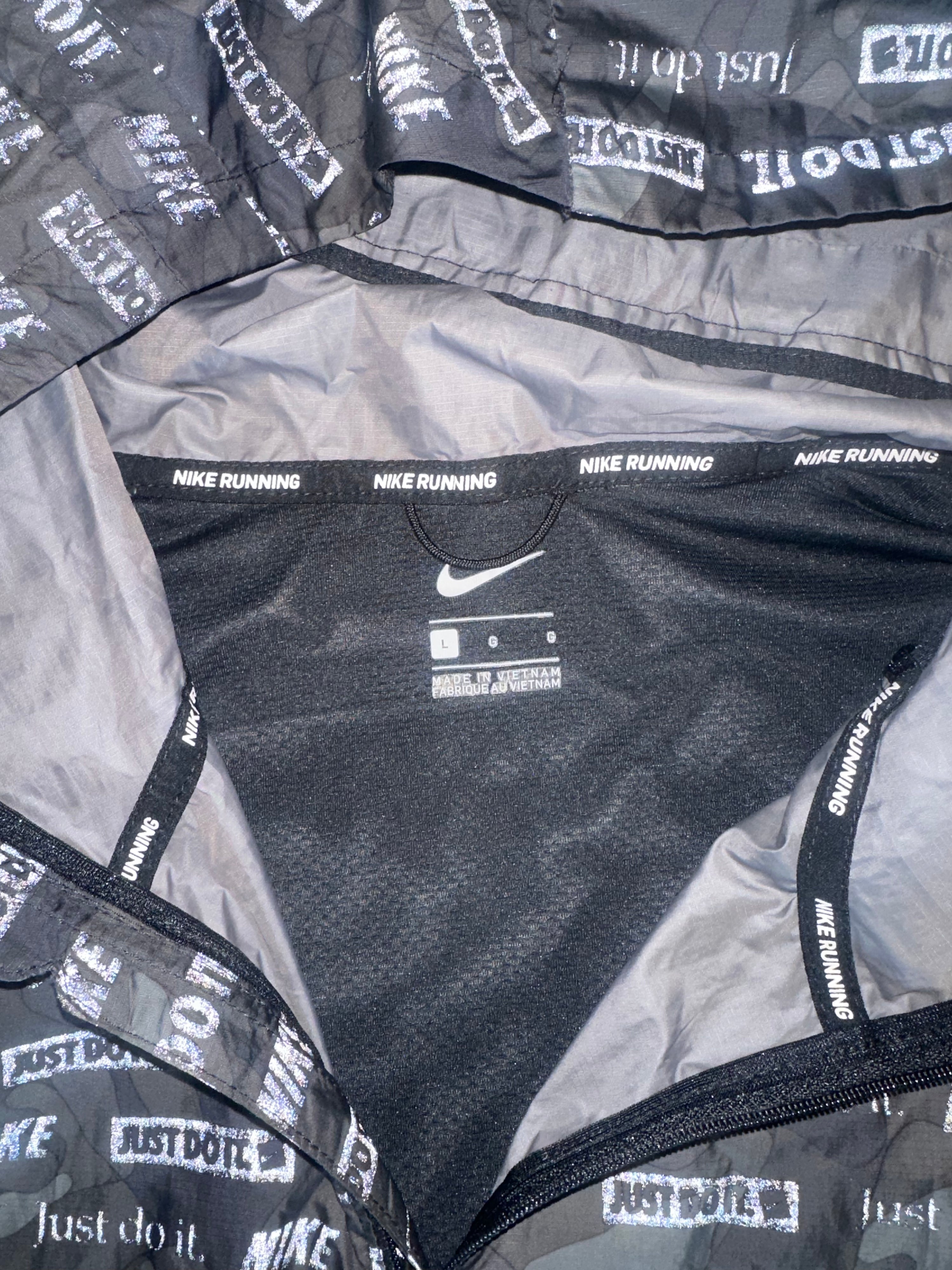 Rare Nike Windrunner Just Do It Camo Asia