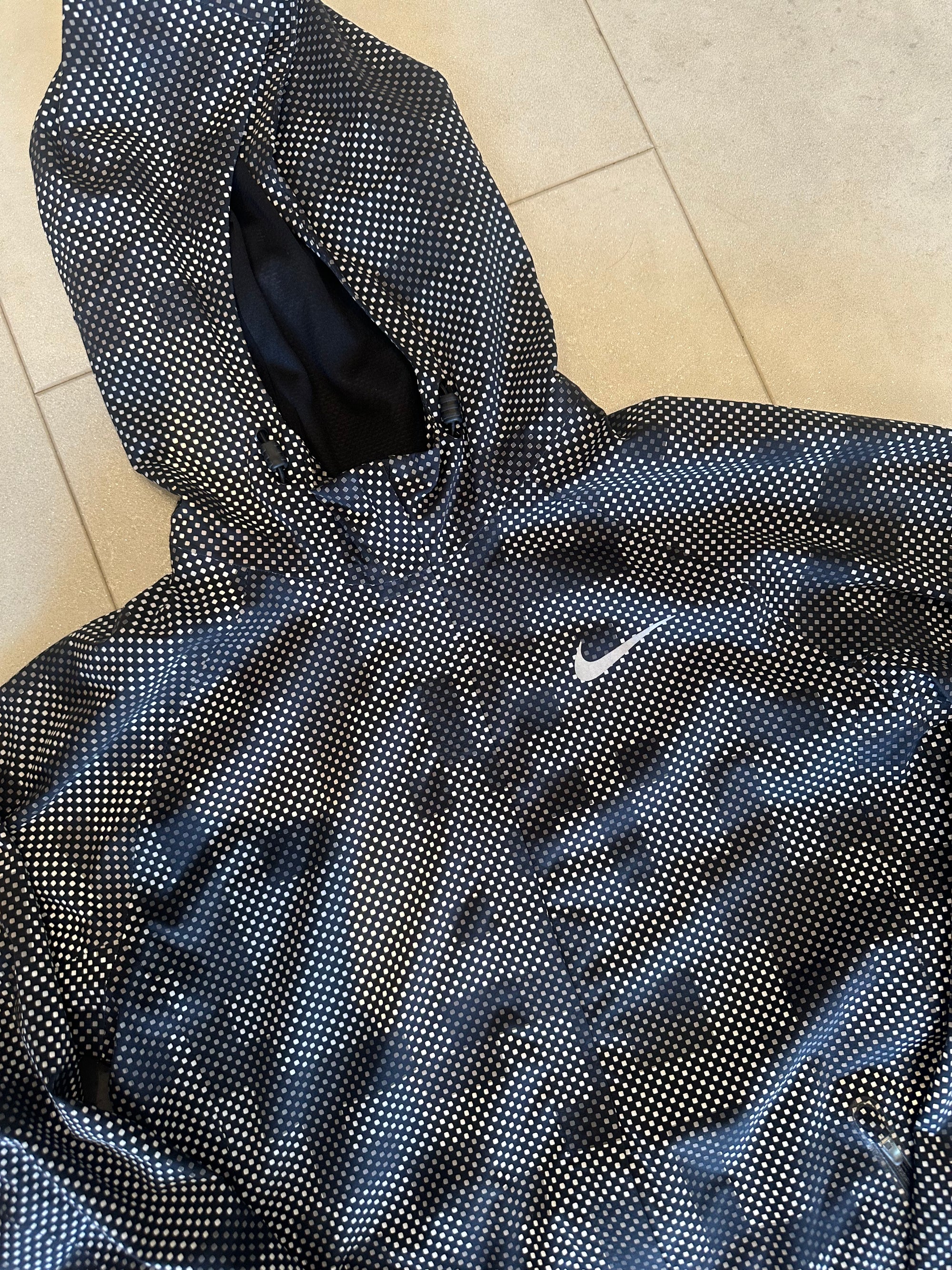 ULTRA Rare Storm Fit Windrunner Asia