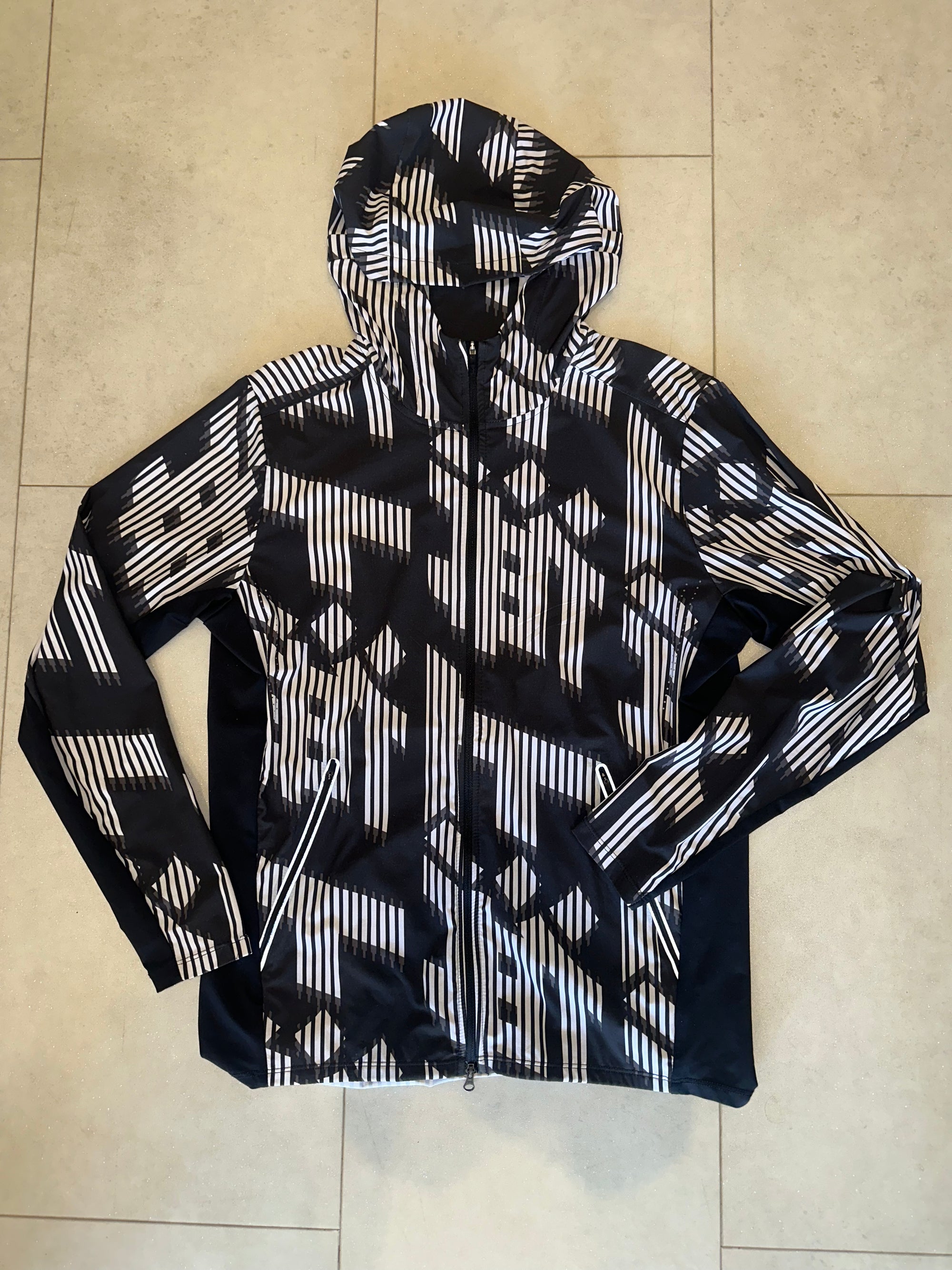 Exclusive Windrunner Asia