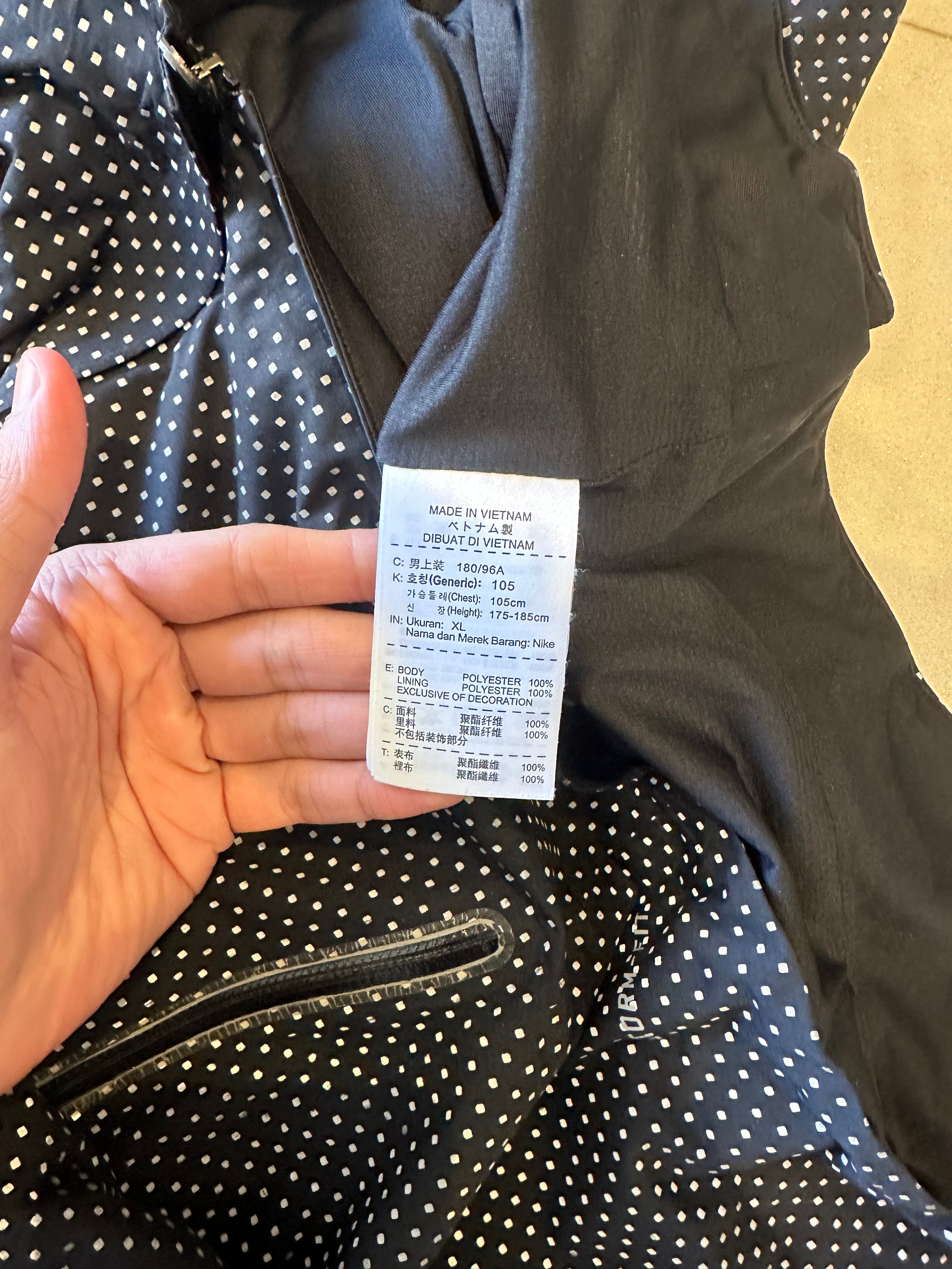 Nike Reflective Storm Jacket - Black Size XL Extremely Rare