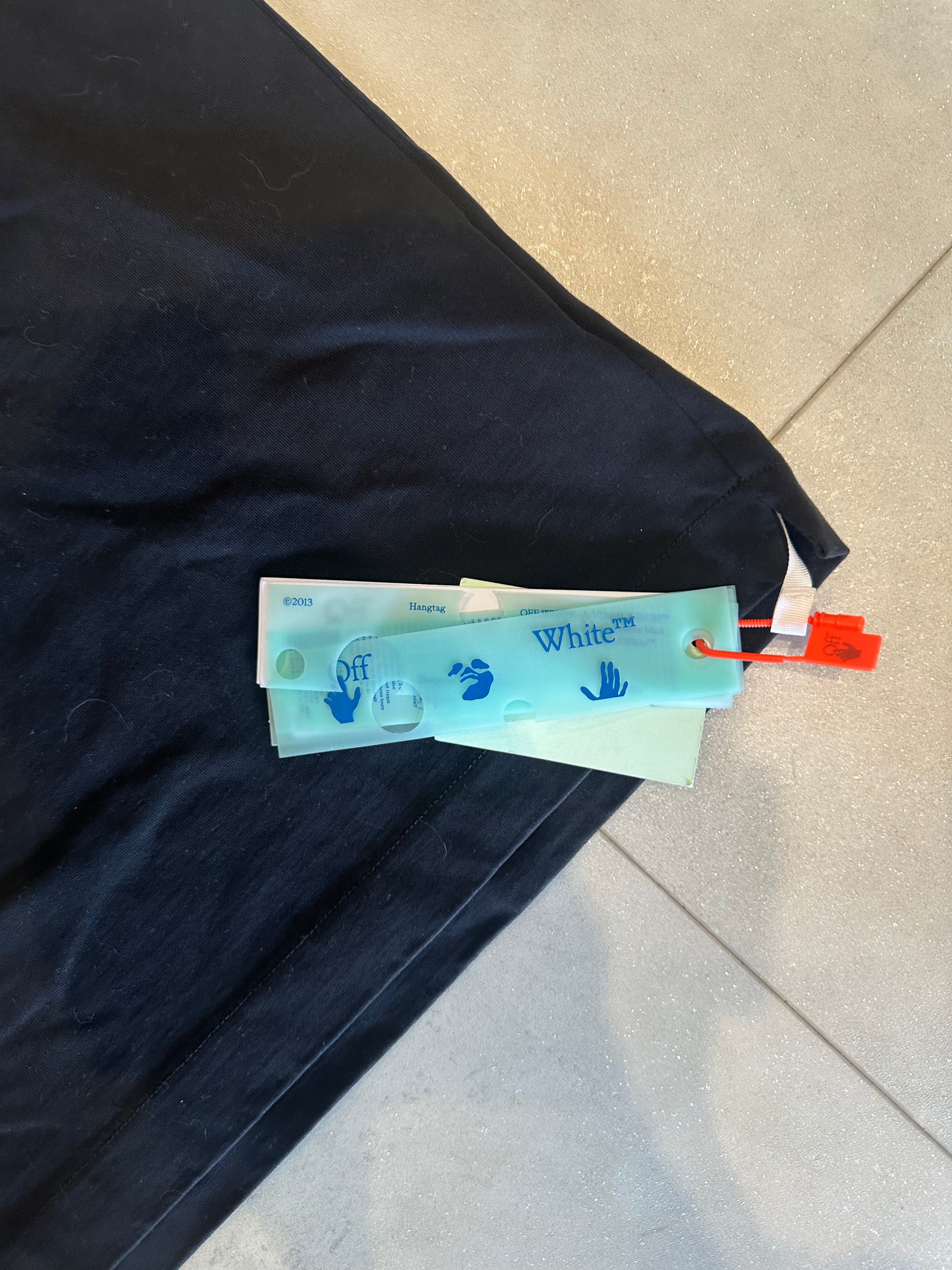 Off-White Metro Type Over Skate T-Shirt RRP £310