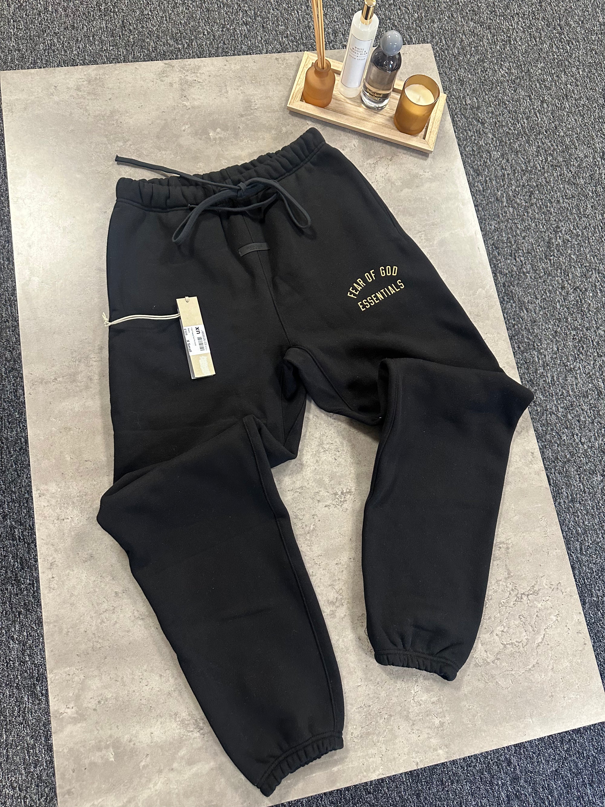 ESSENTIALS Joggers