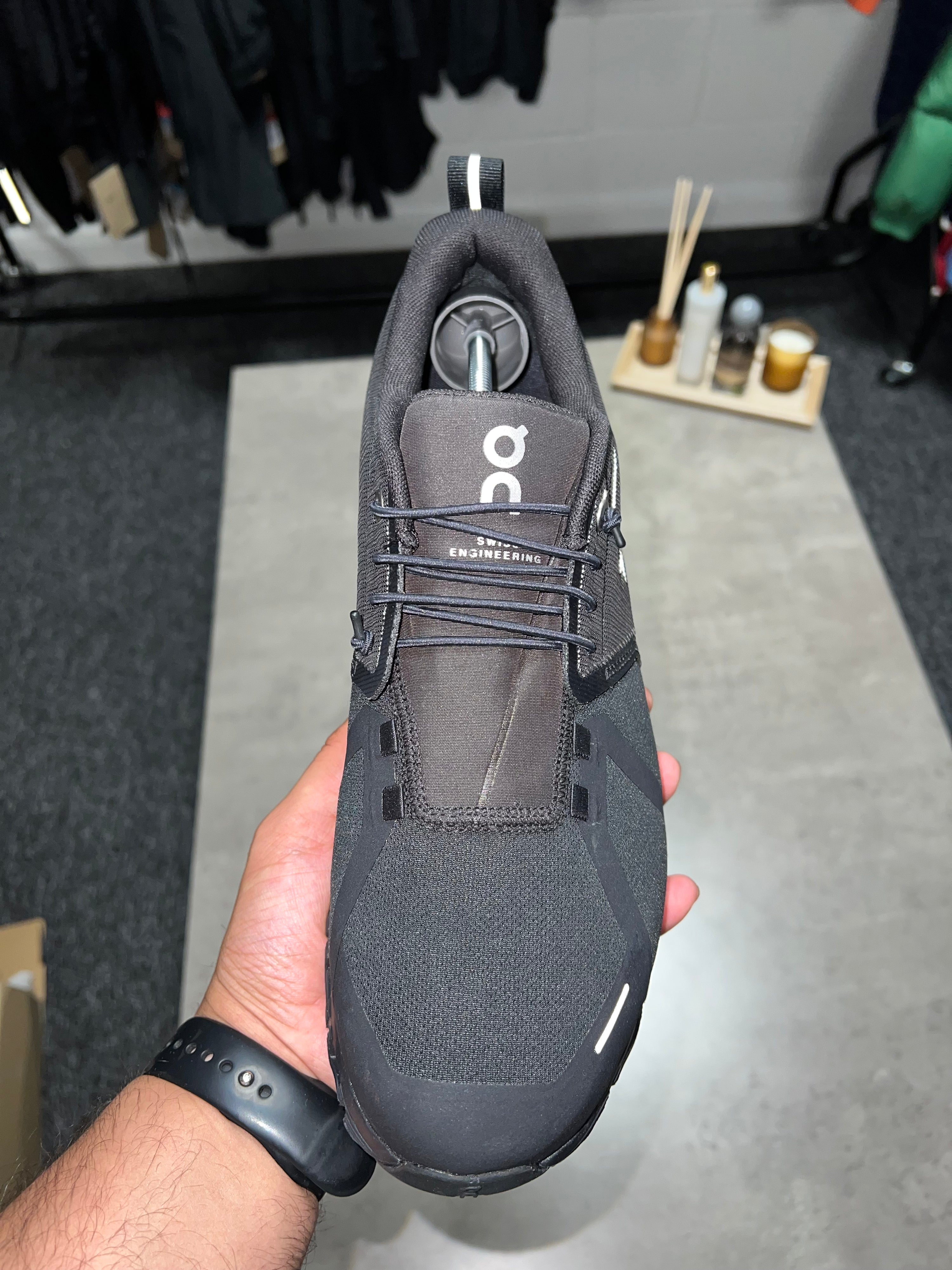 On Cloud 5 Waterproof Black