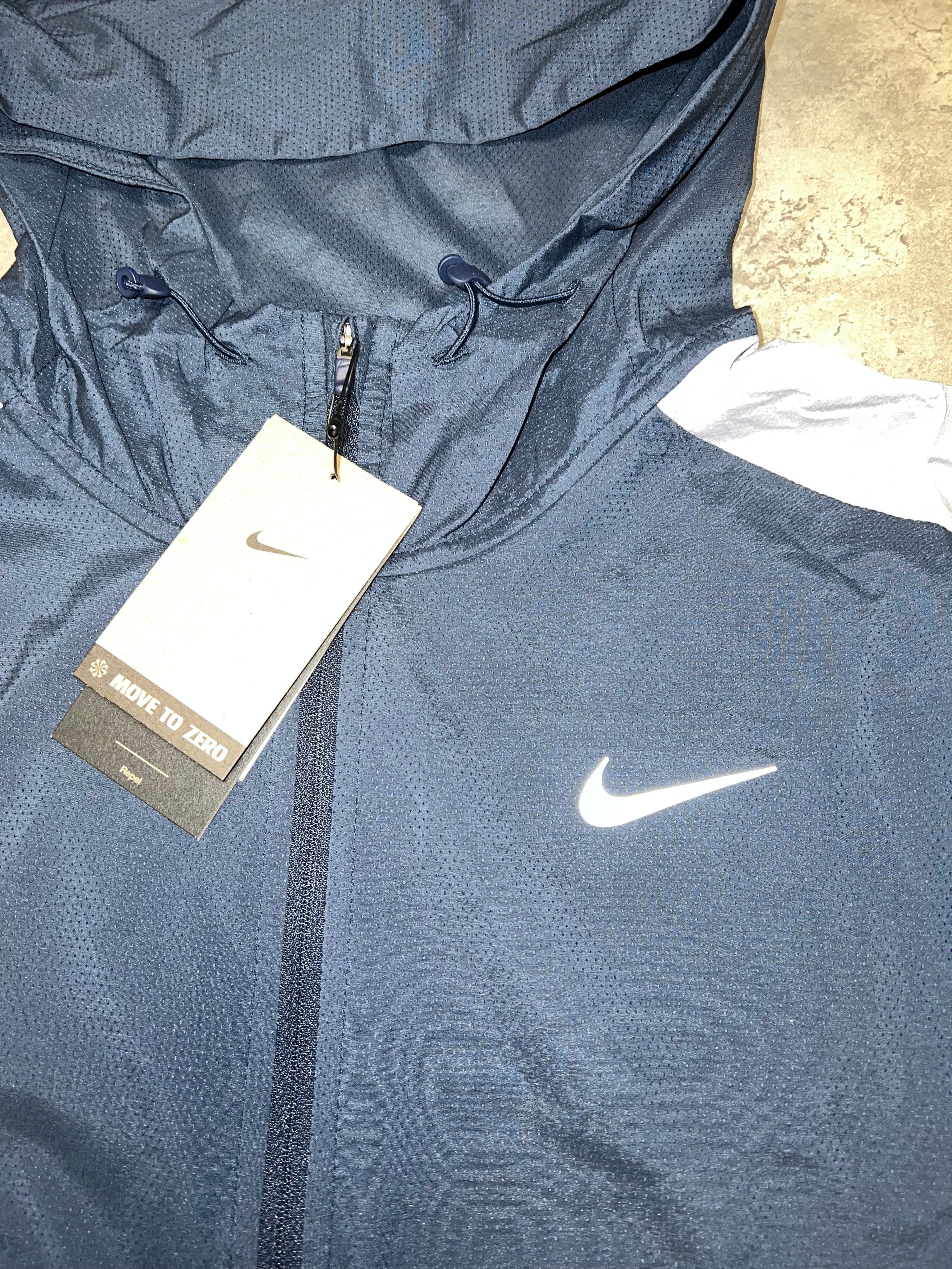 Aquarius Windrunner UK