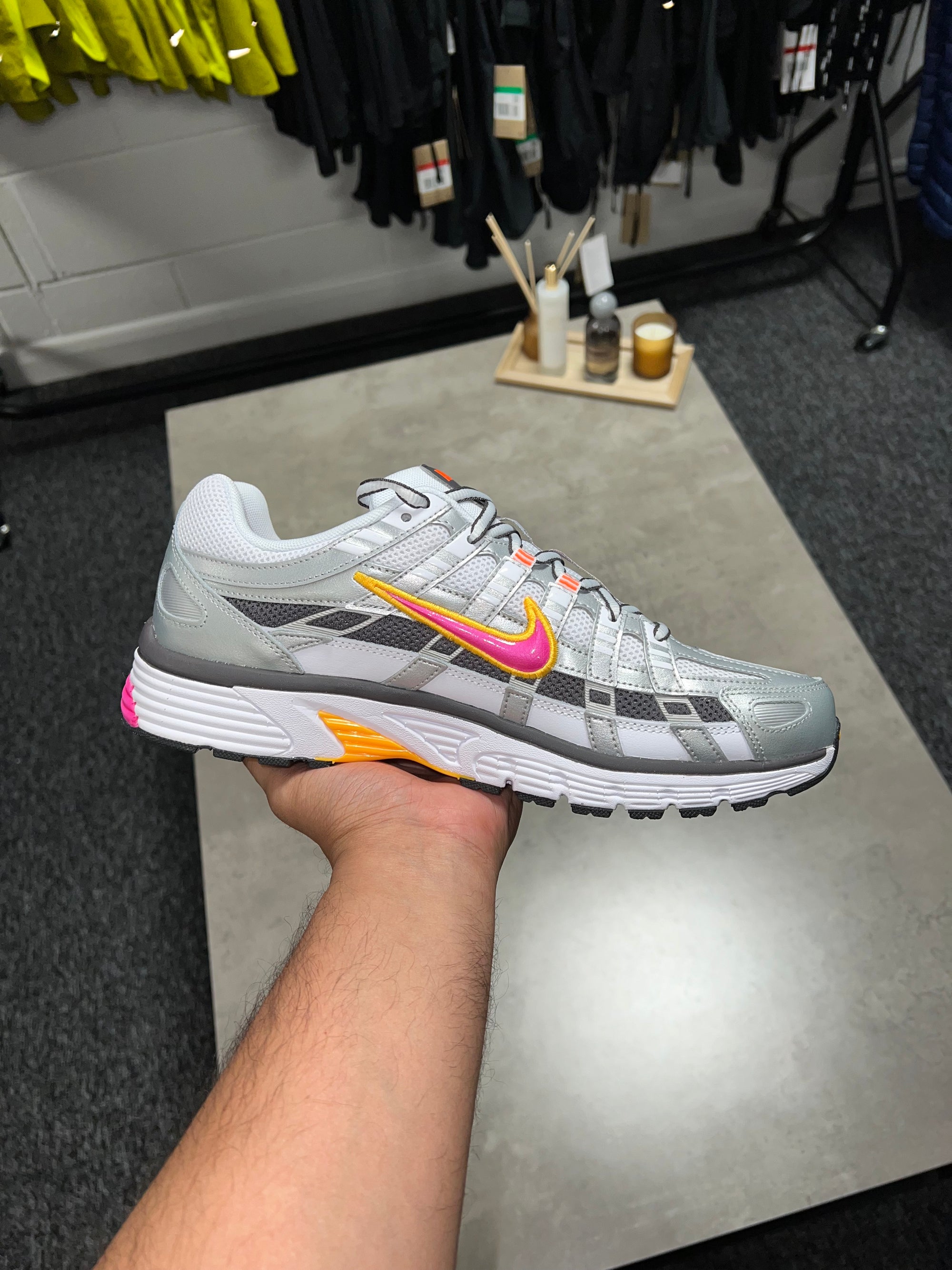 Nike P6000 White/Laser Fuchsia