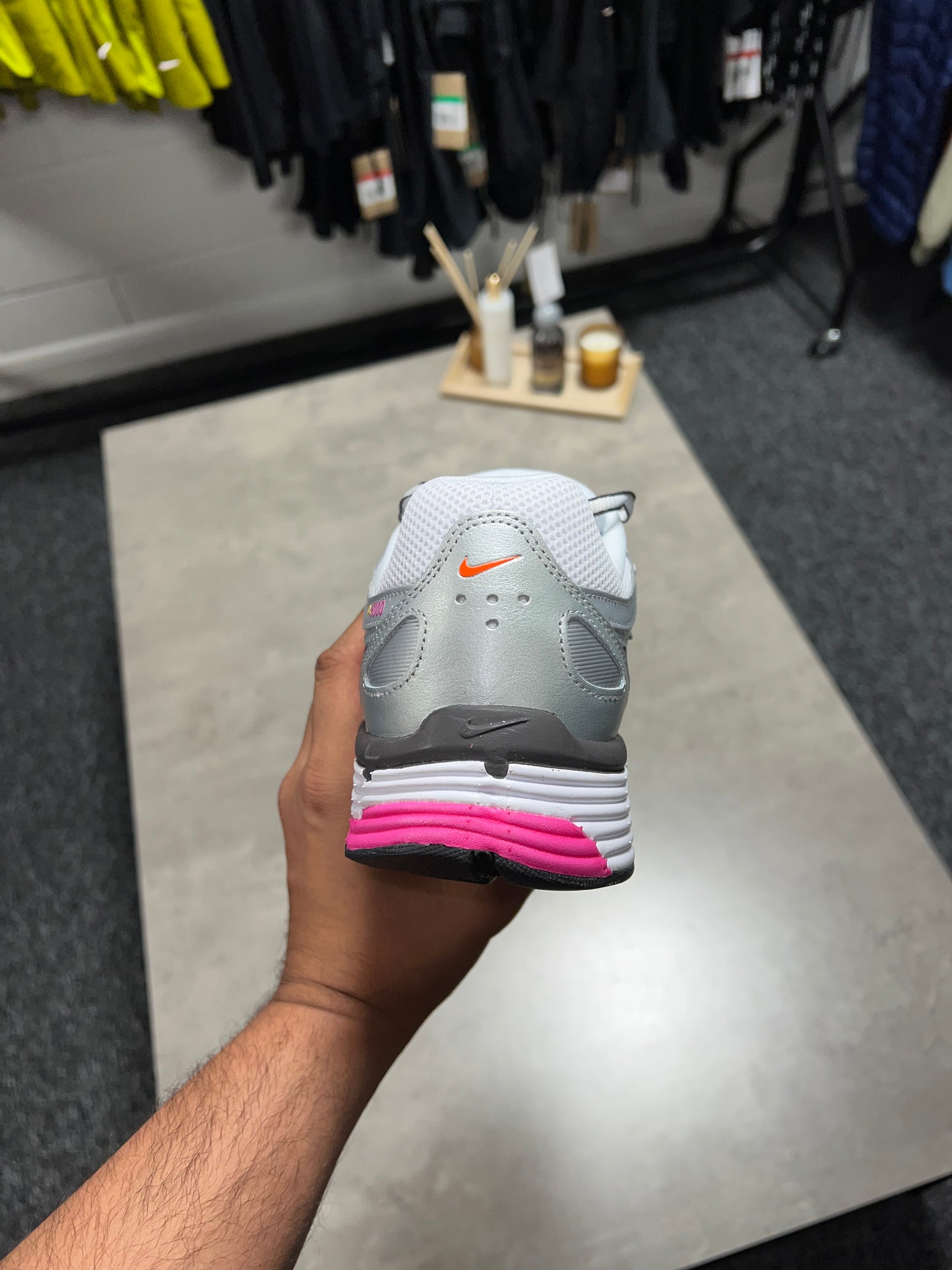 Nike P6000 White/Laser Fuchsia