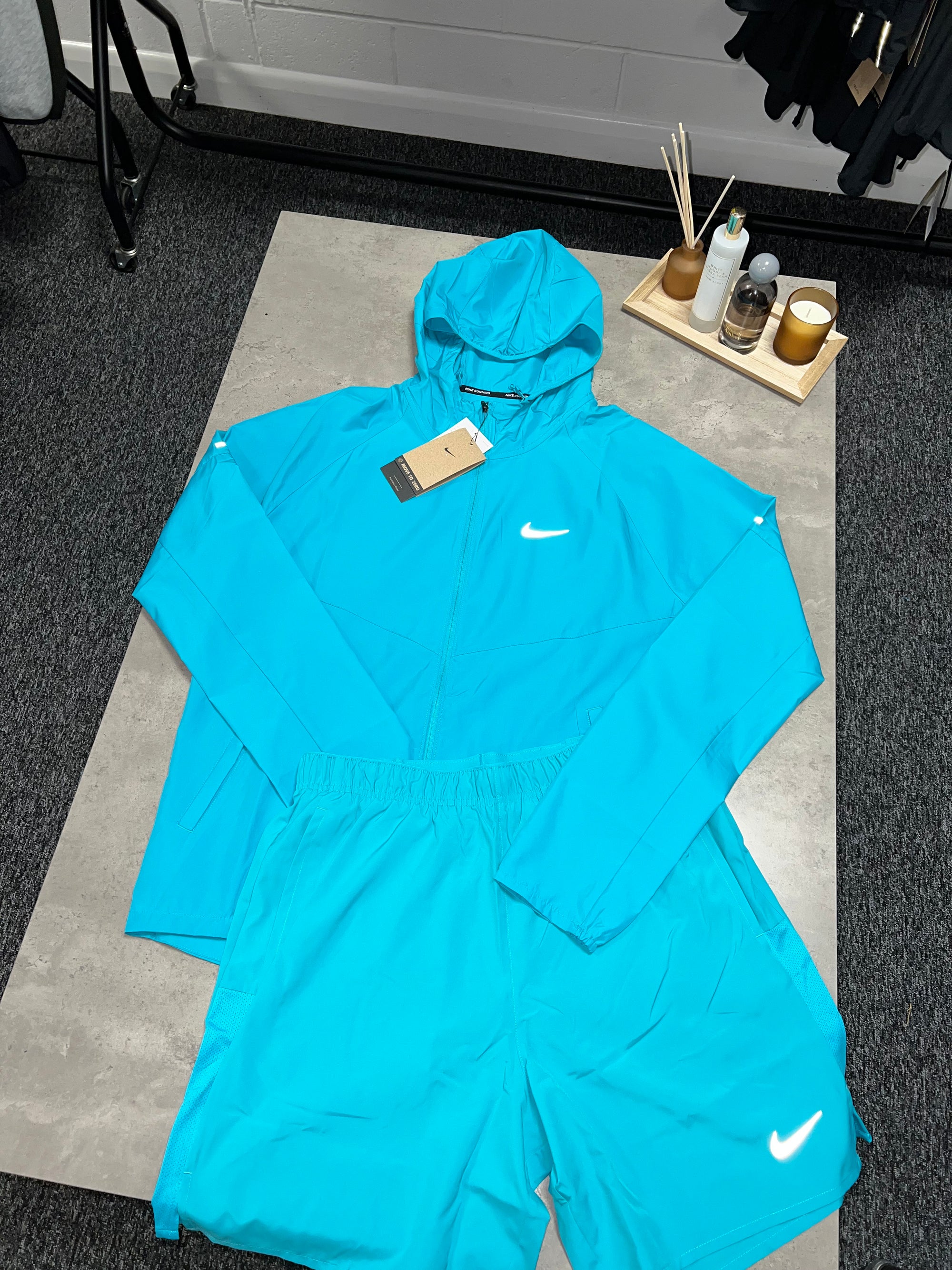Nike Repel Windbreaker & Shorts Set - Dusty Cactus