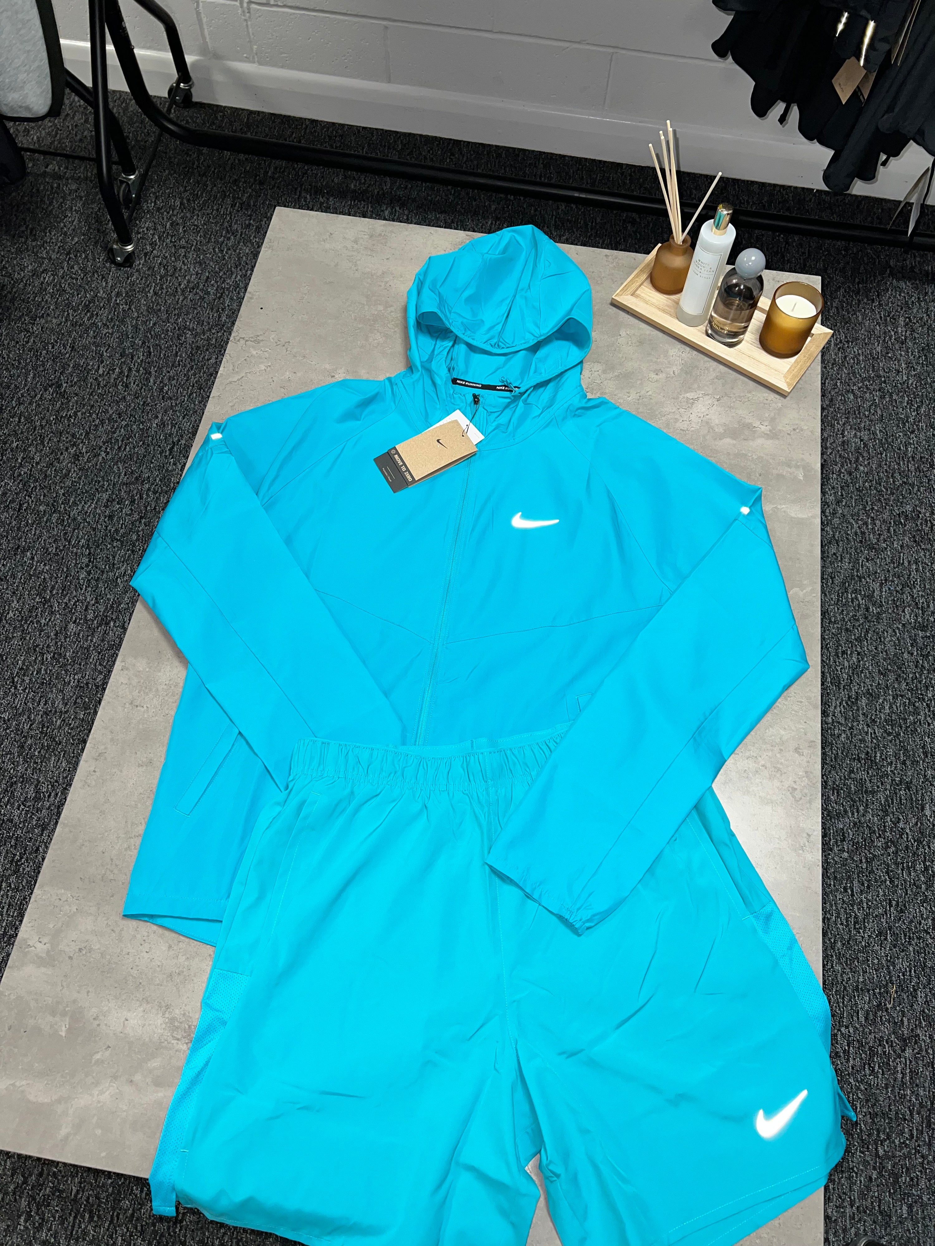 Nike Repel Windbreaker & Shorts Set - Dusty Cactus