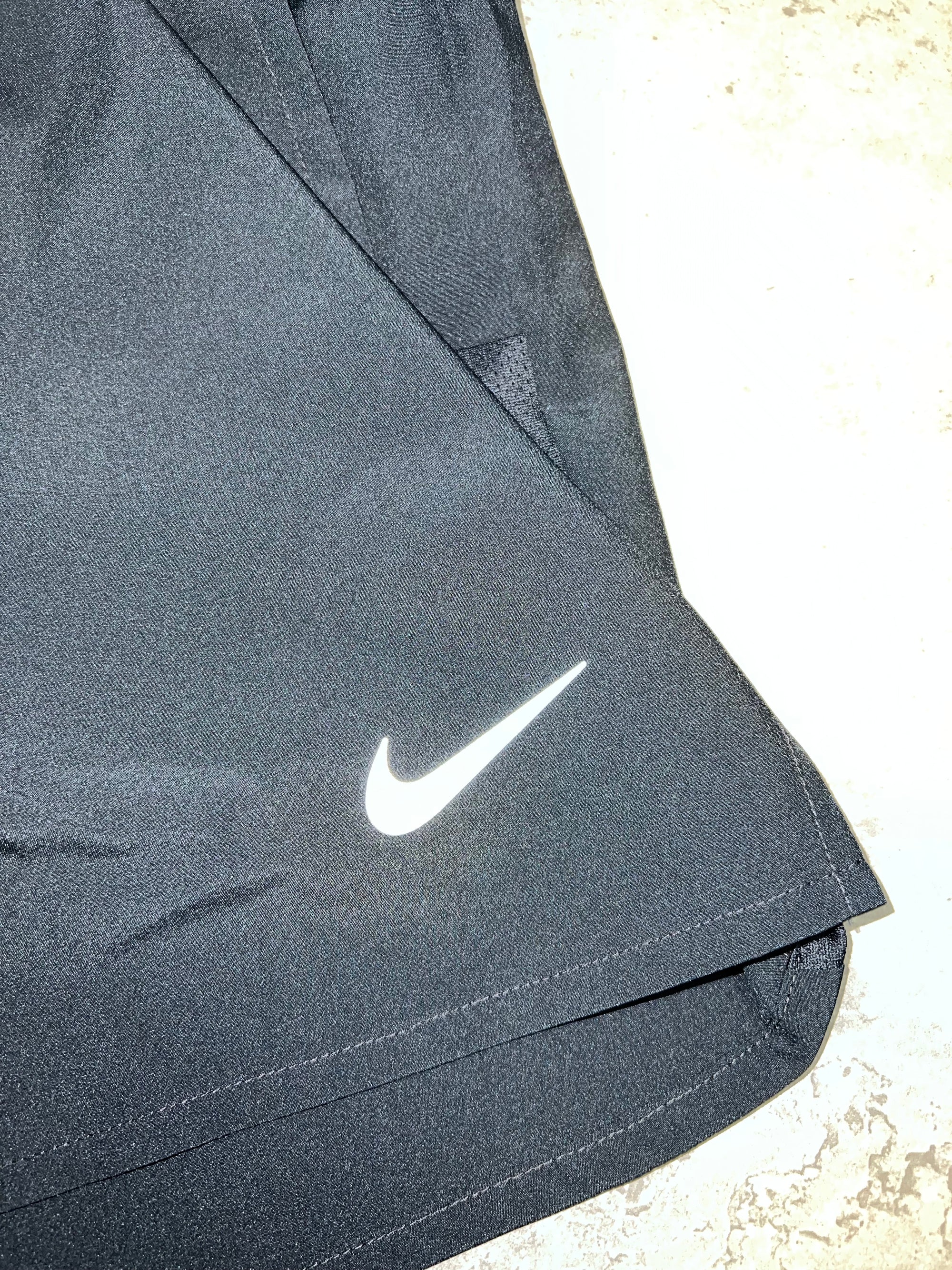 5" Black Nike Challenger Shorts UK