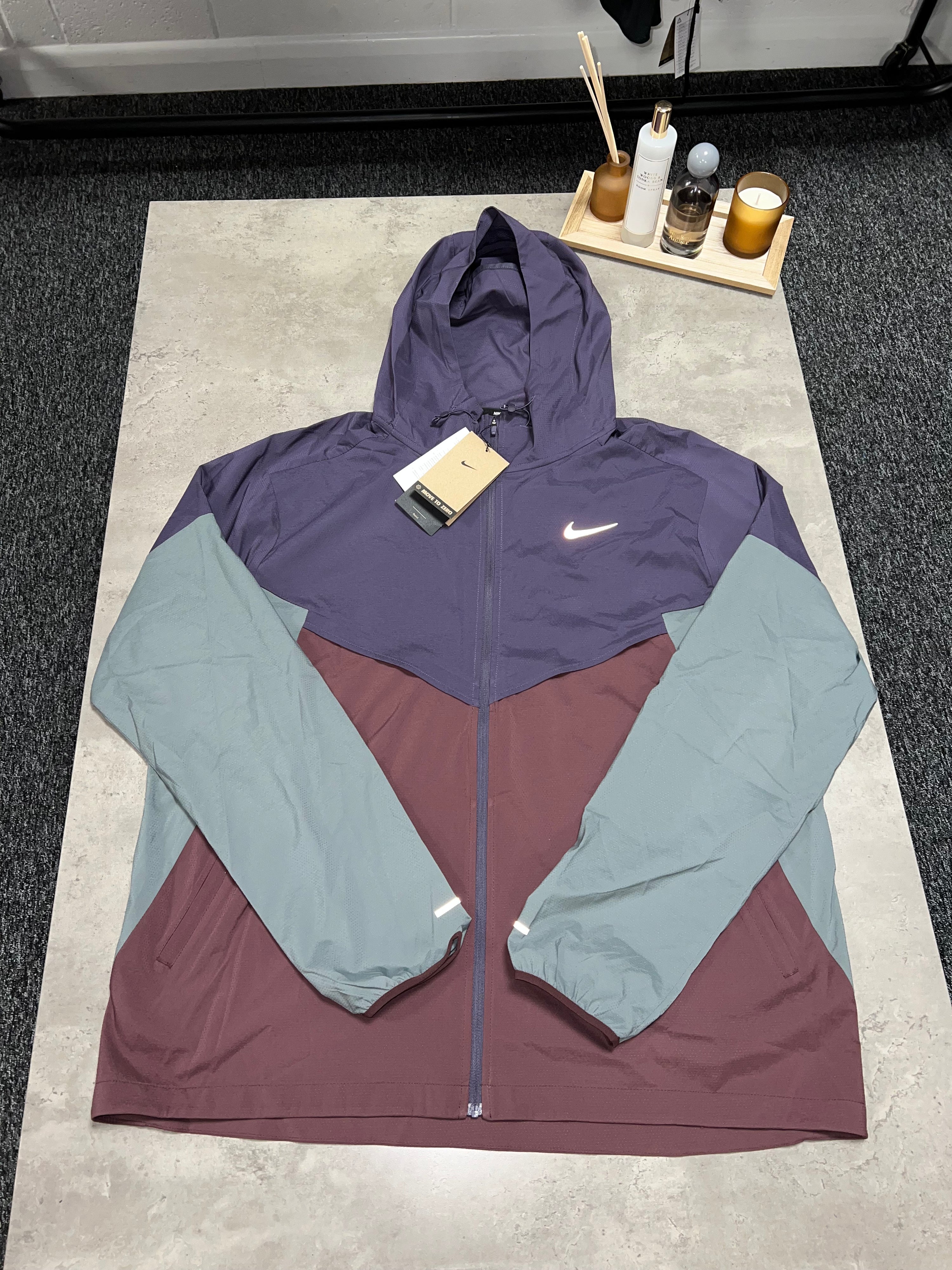 Nike Windbreaker Purple/Maroon