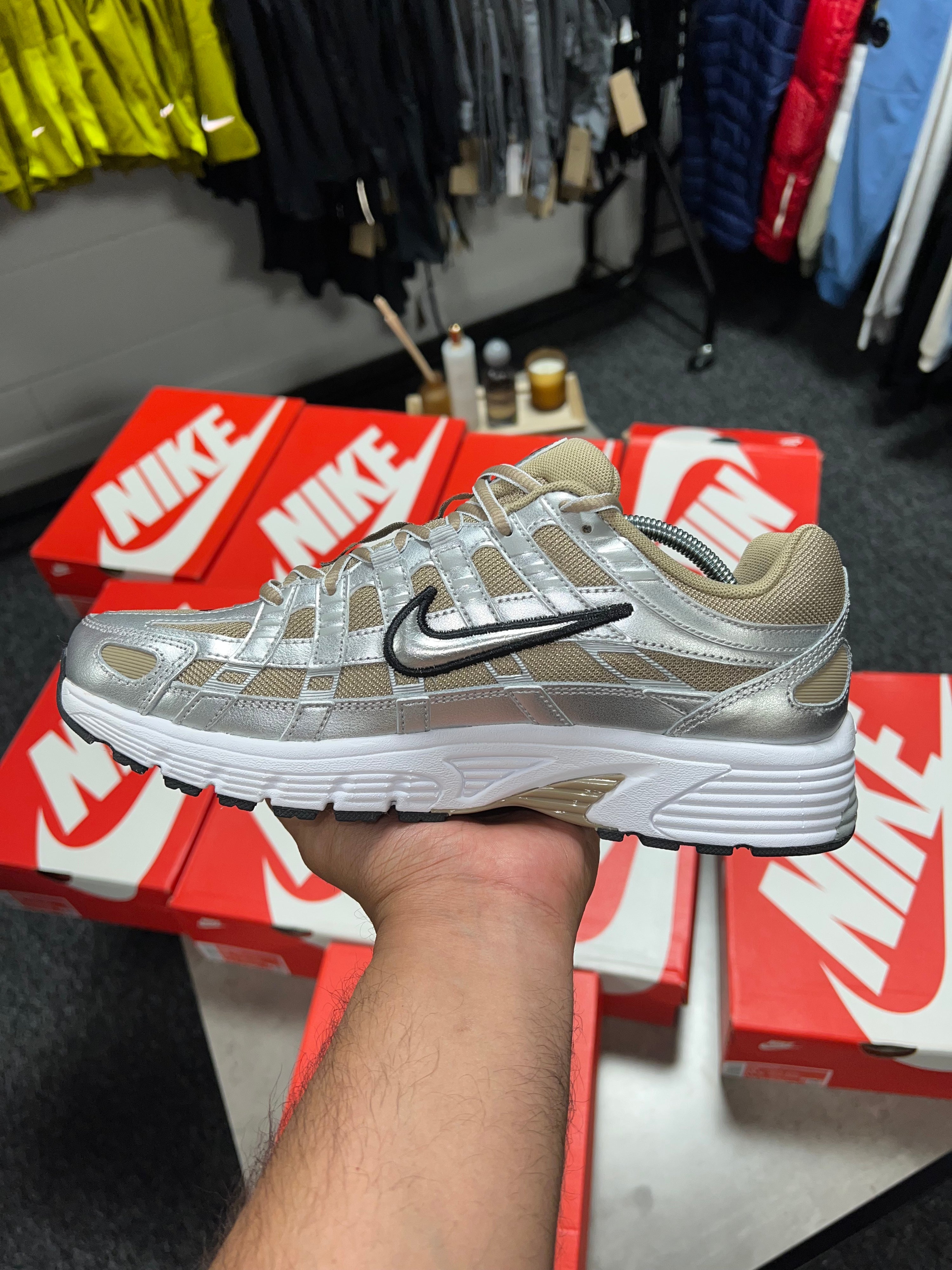 Nike P6000 Khaki/Metallic Silver