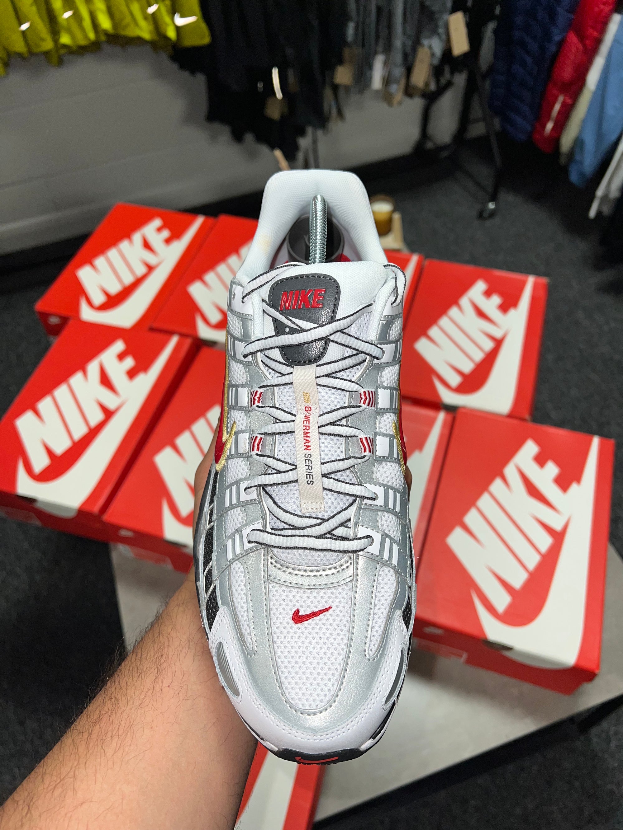 NIke P6000 White/Varsity Red