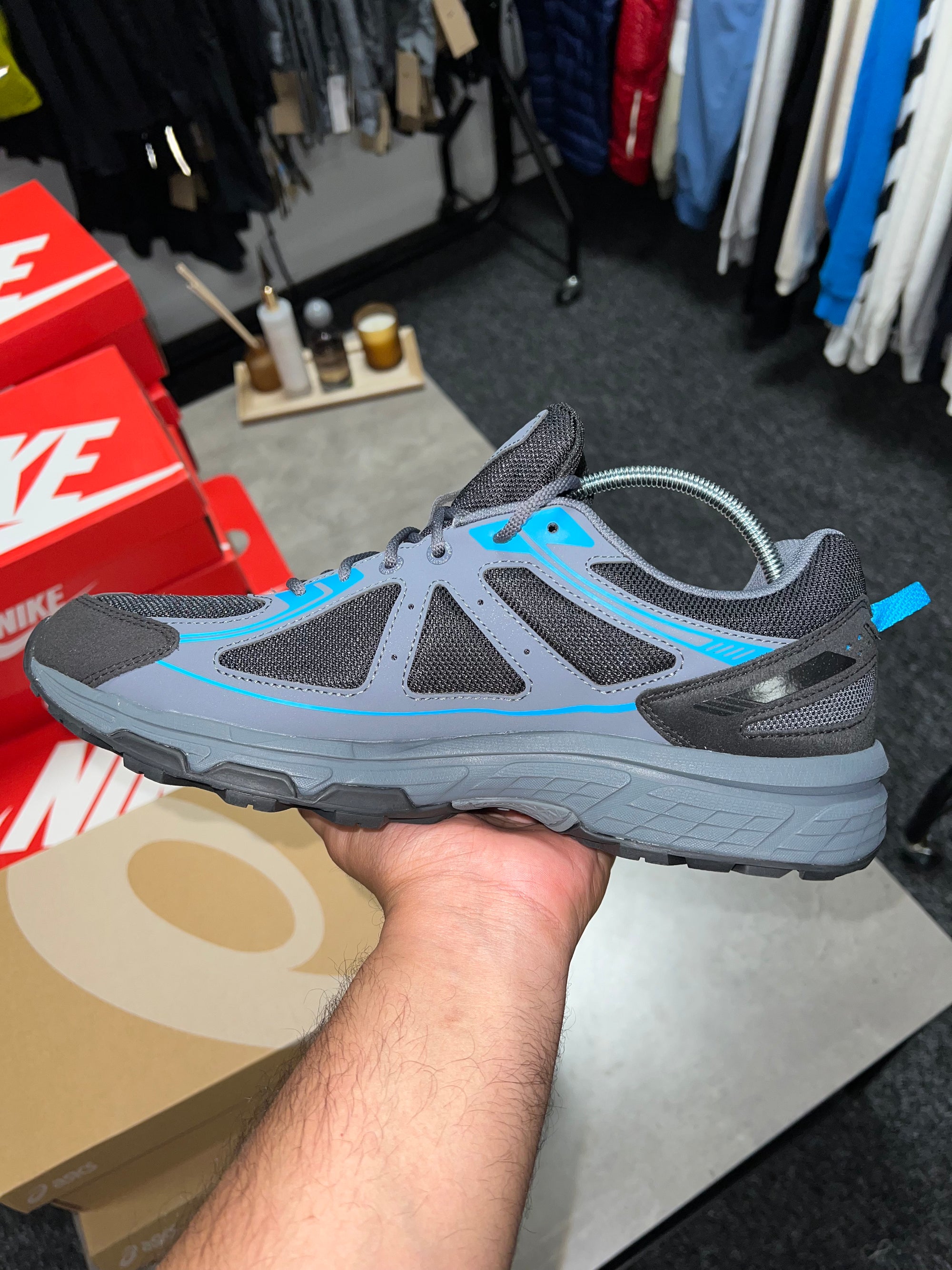 Asics Gel Venture 6 - Black/Carrier Grey