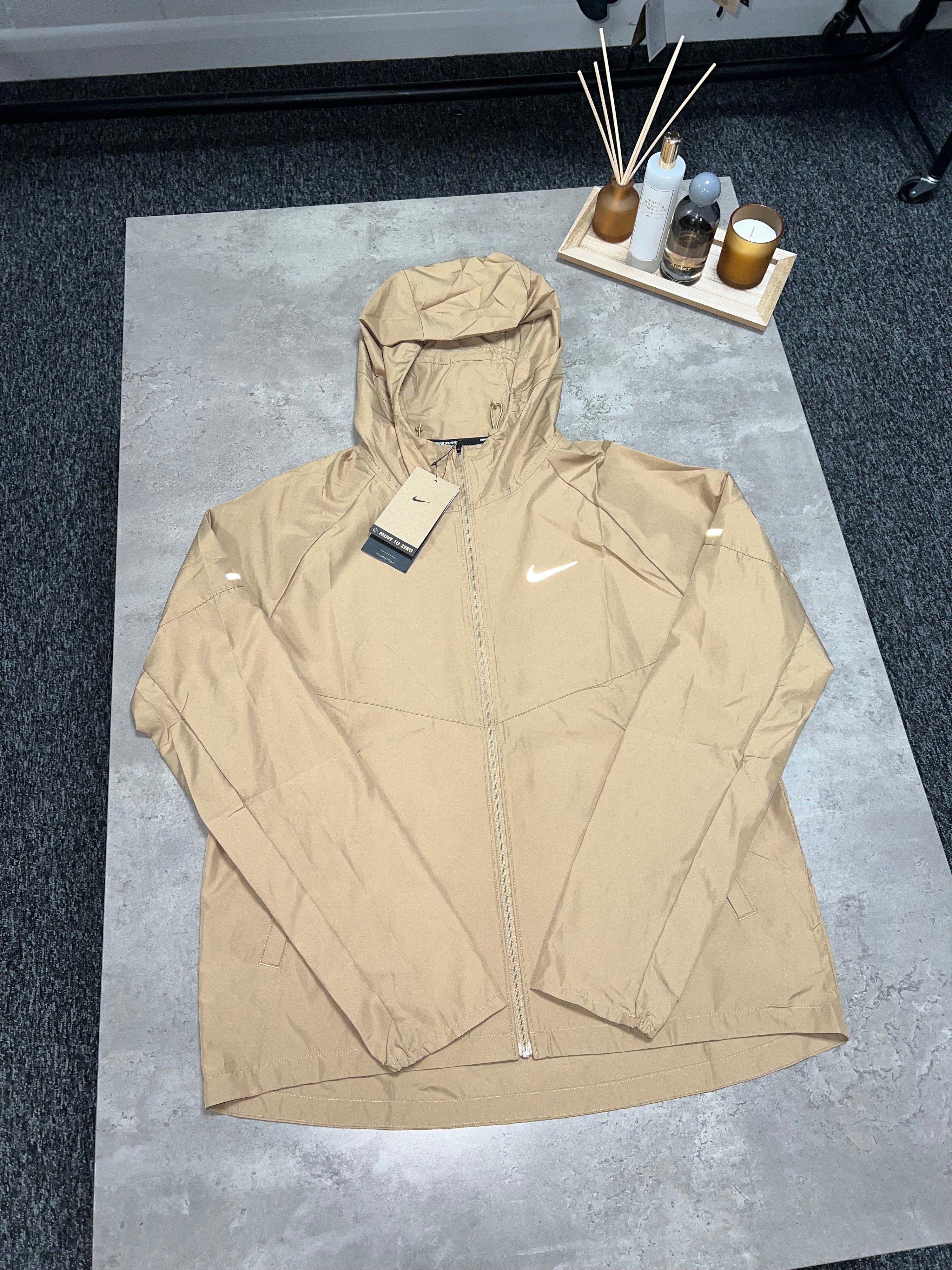 Nike Repel Windbreaker Brown (Asia)