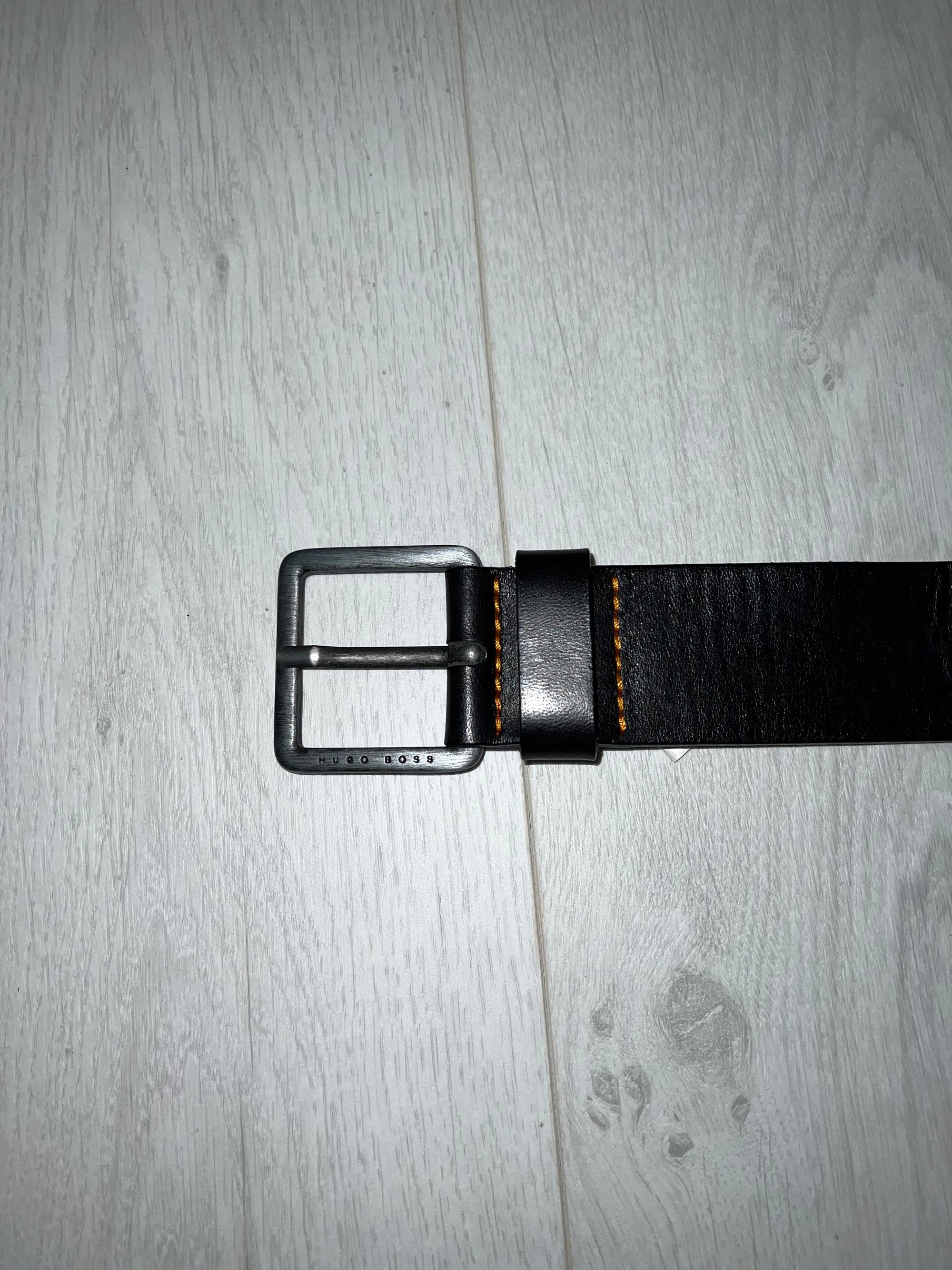 Hugo Boss Mens Belt 34 Inches