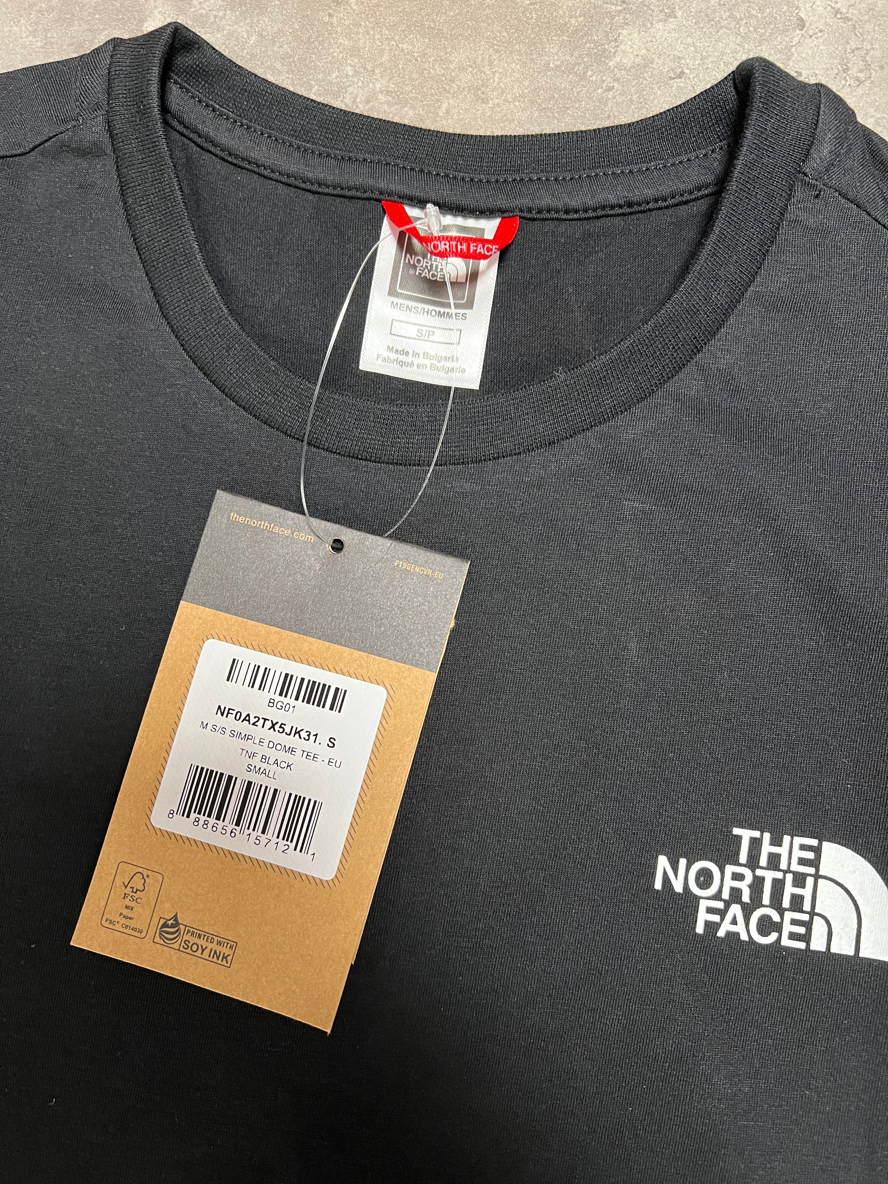 North Face T Shirt & Short Set