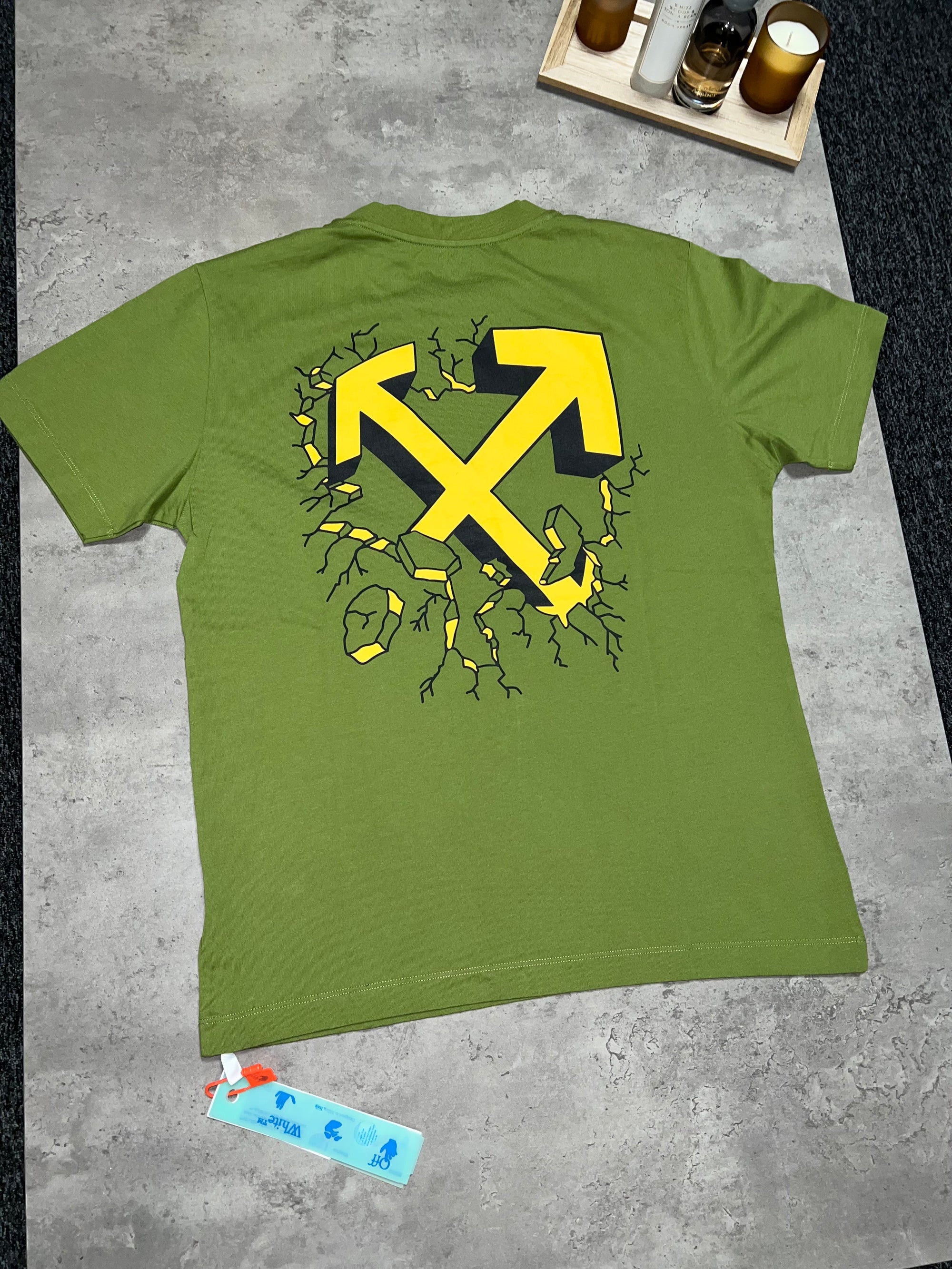 Off White Cartoon Arrow T Shirt - Green