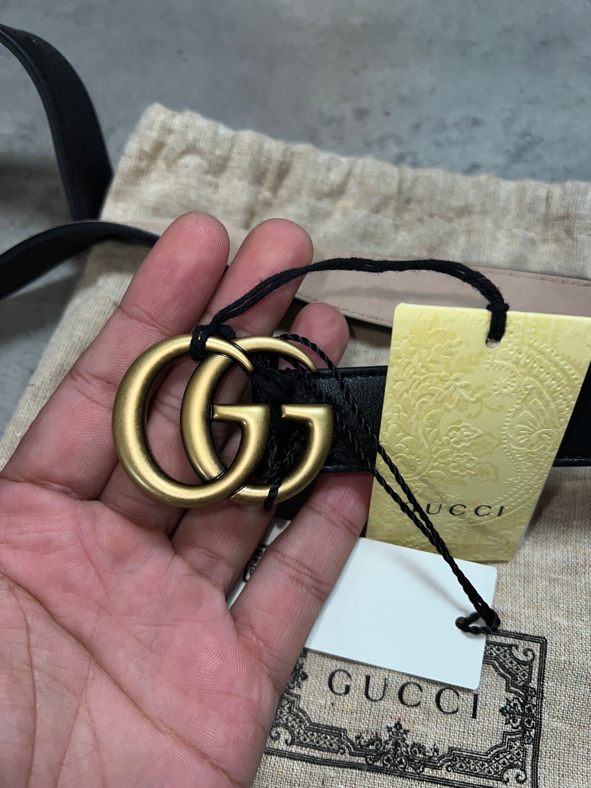 Gucci Plain Marmont Leather Belt - 24"