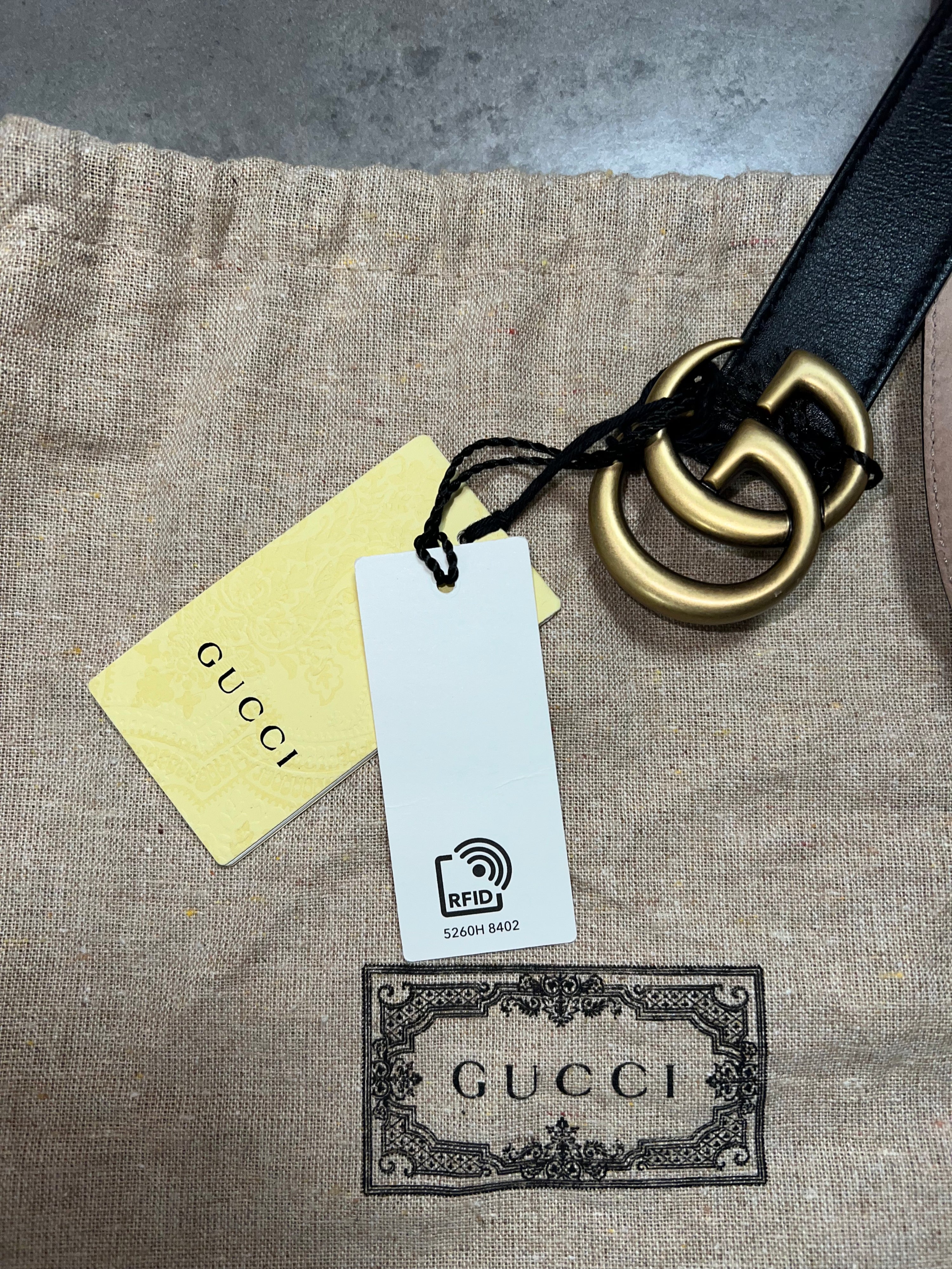 Gucci Plain Marmont Leather Belt - 24"