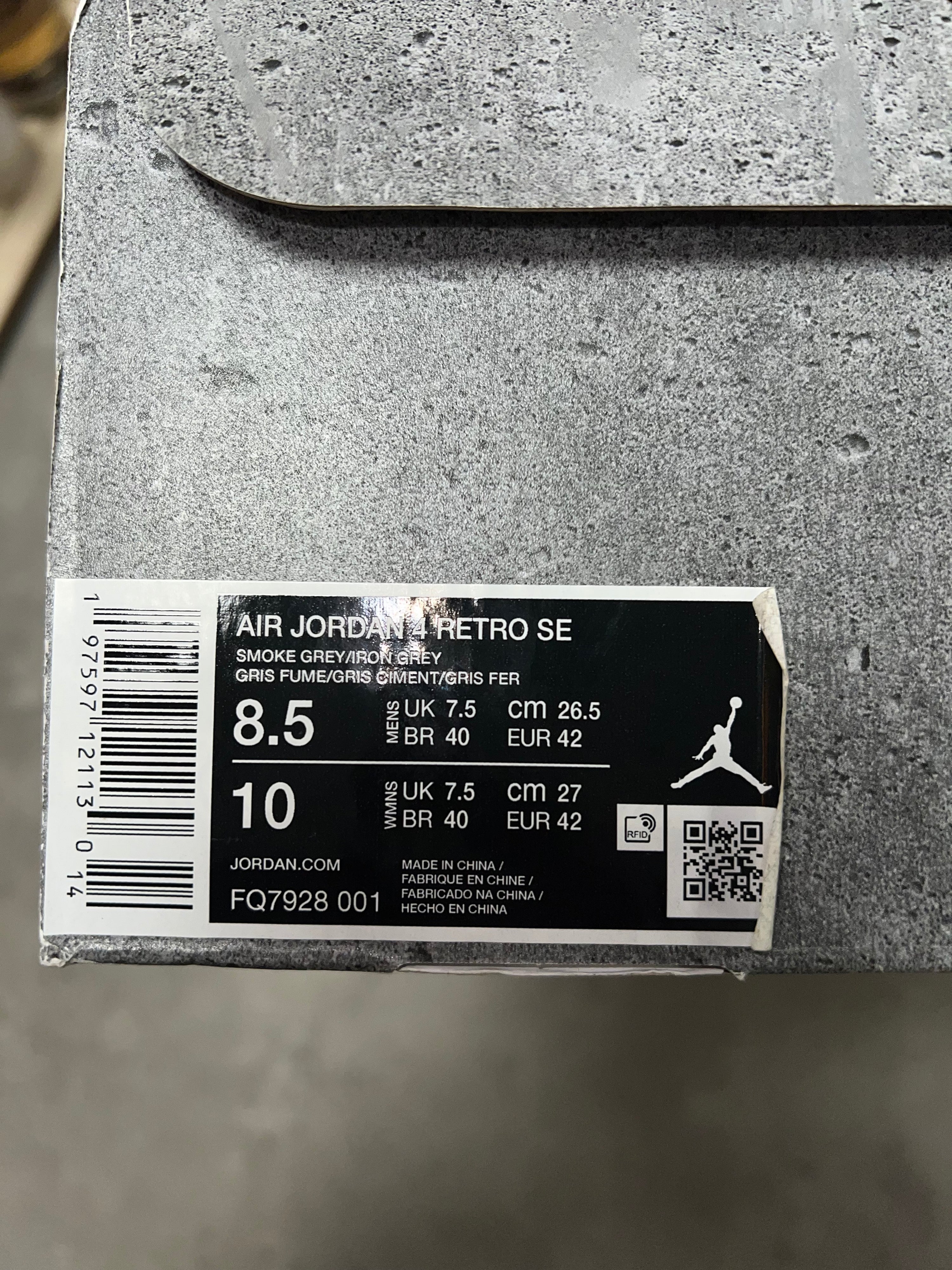 Air Jordan 4 Retro SE - Smoke Grey