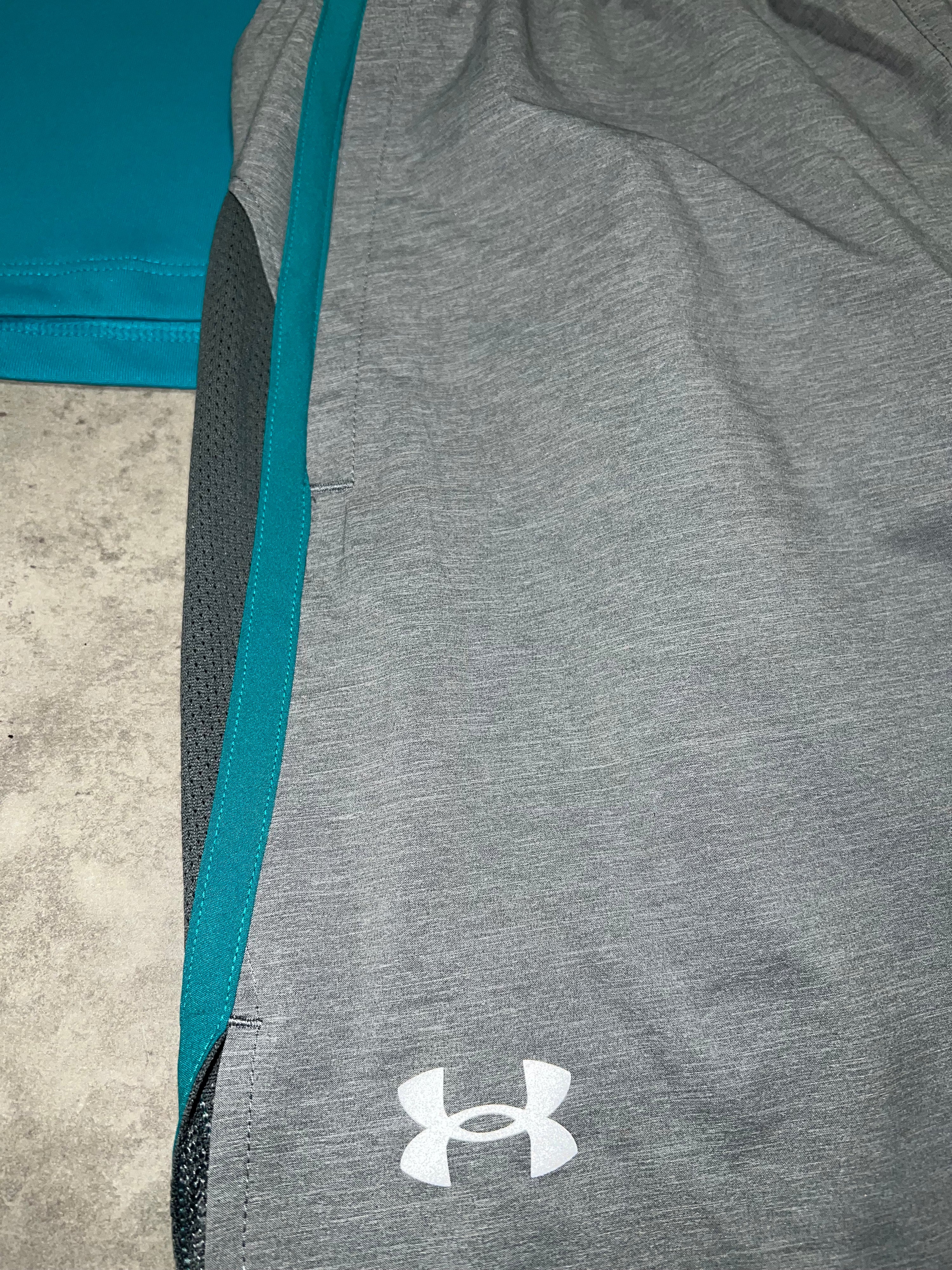 Under Armour T Shirt & Short Set - Teal/Grey