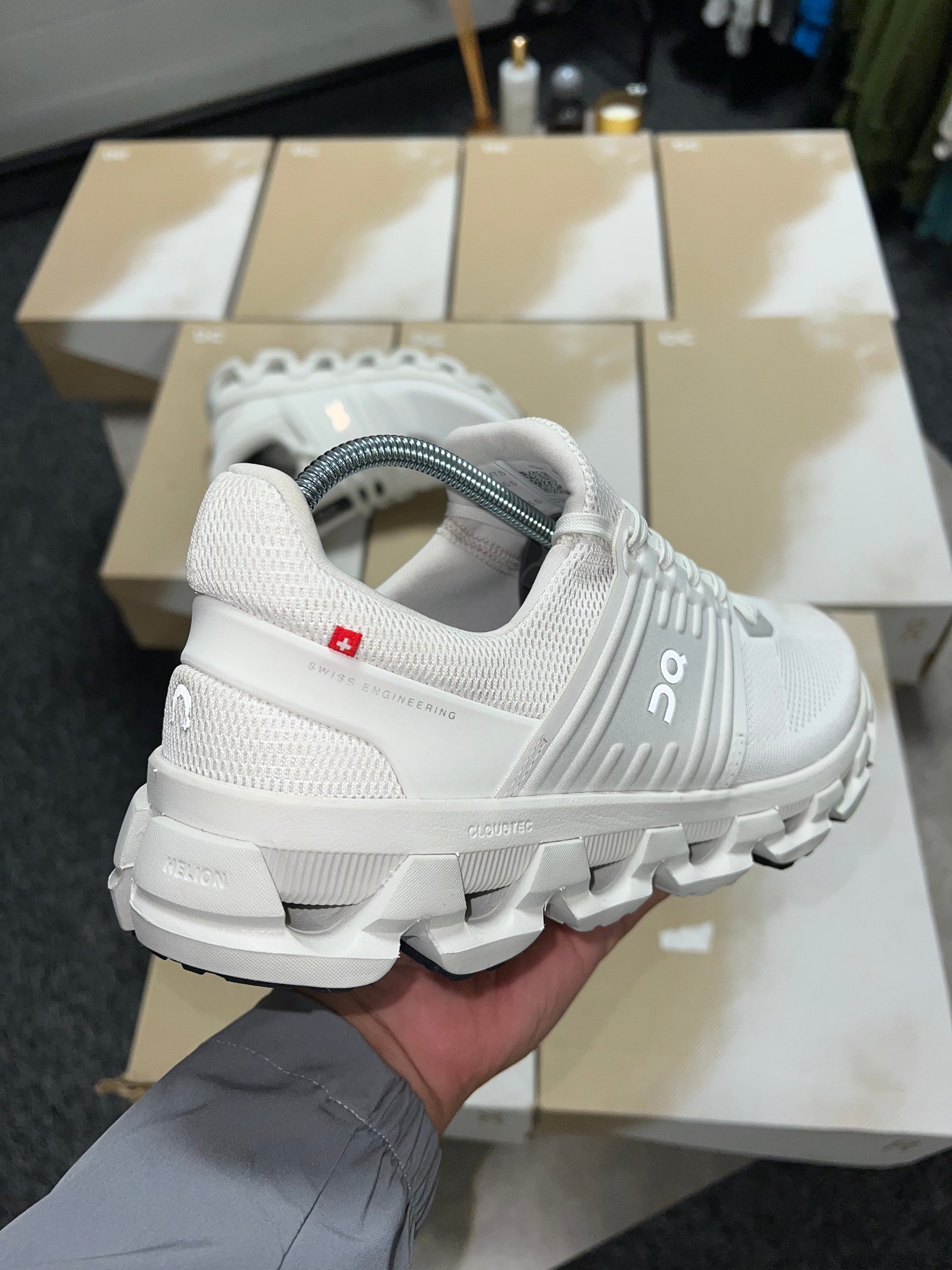 On Cloud Swift 3 - Ice Grey