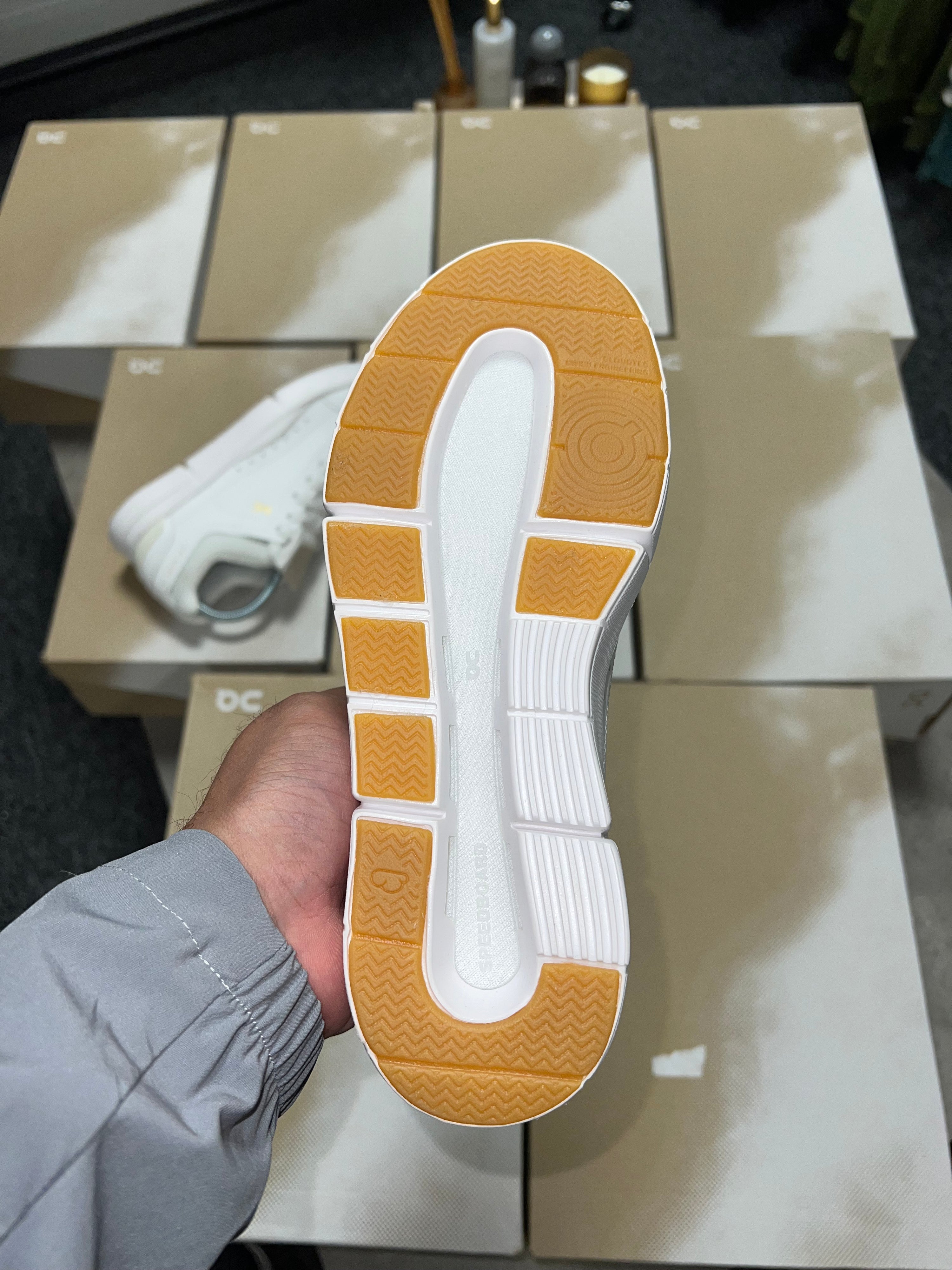 On Cloud The Rodger Centre Court - White