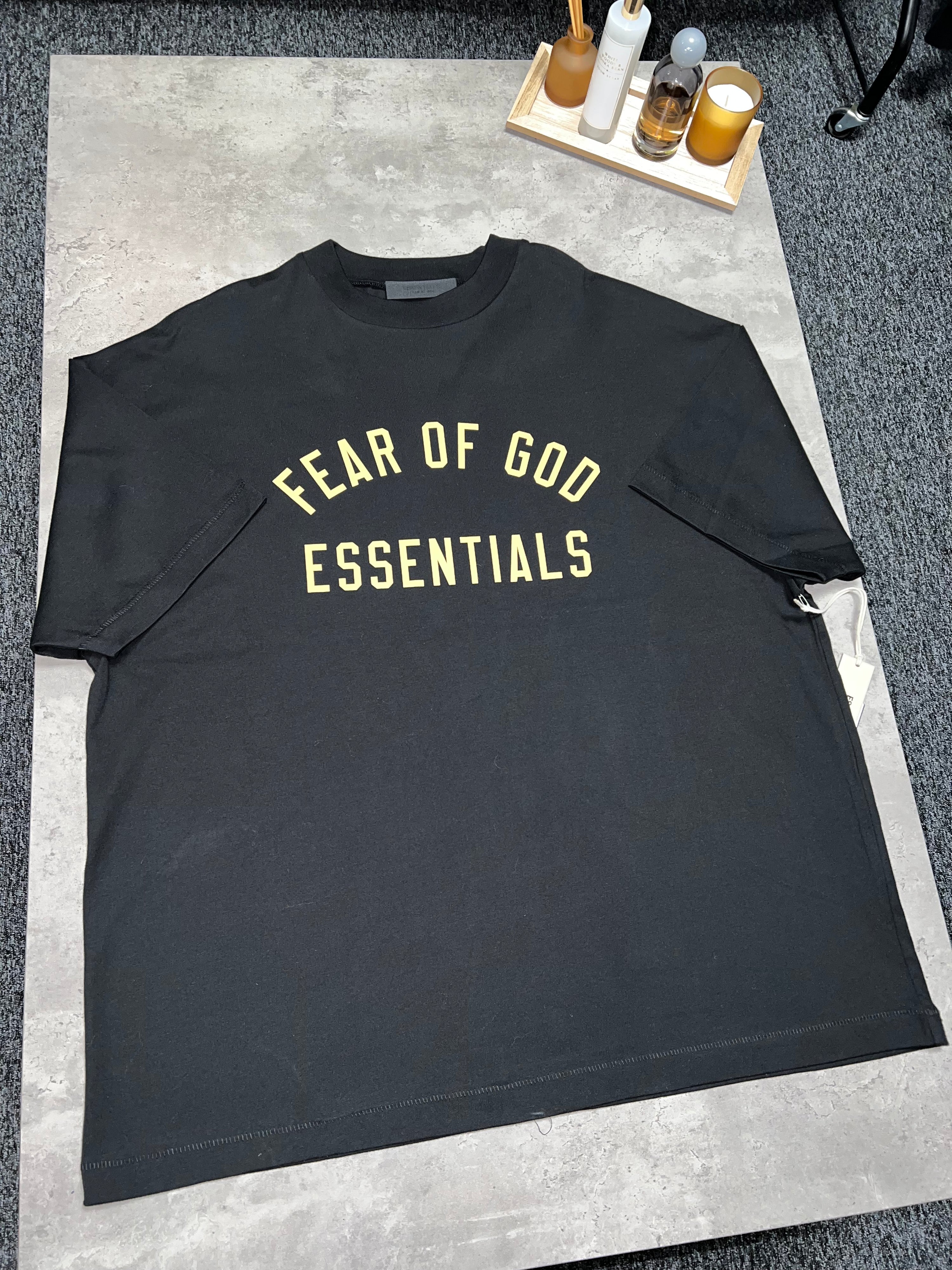 ESSENTIALS Fear Of God T Shirt - Black/Yellow