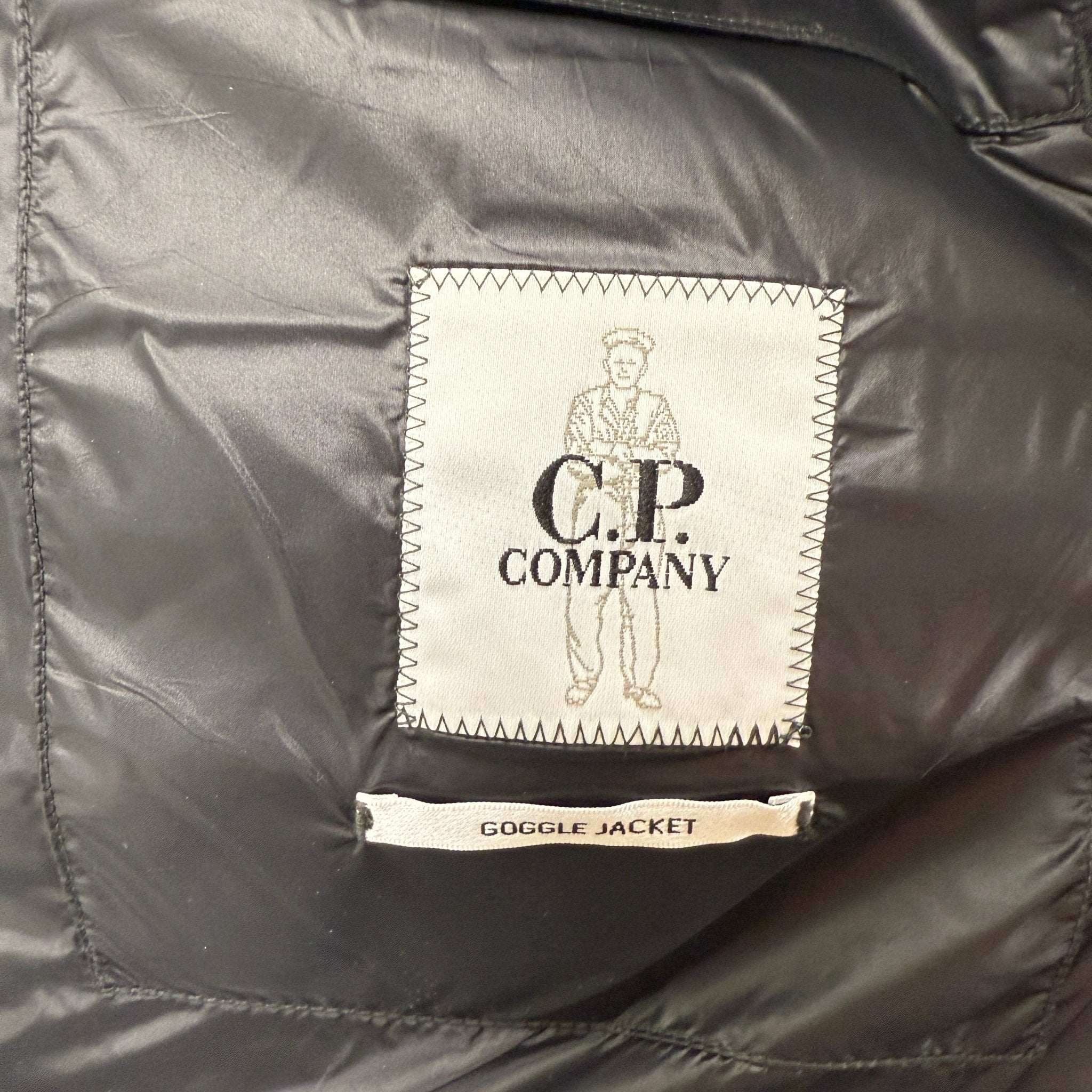 CP Company D.D. Padded Goggle Down Jacket Black