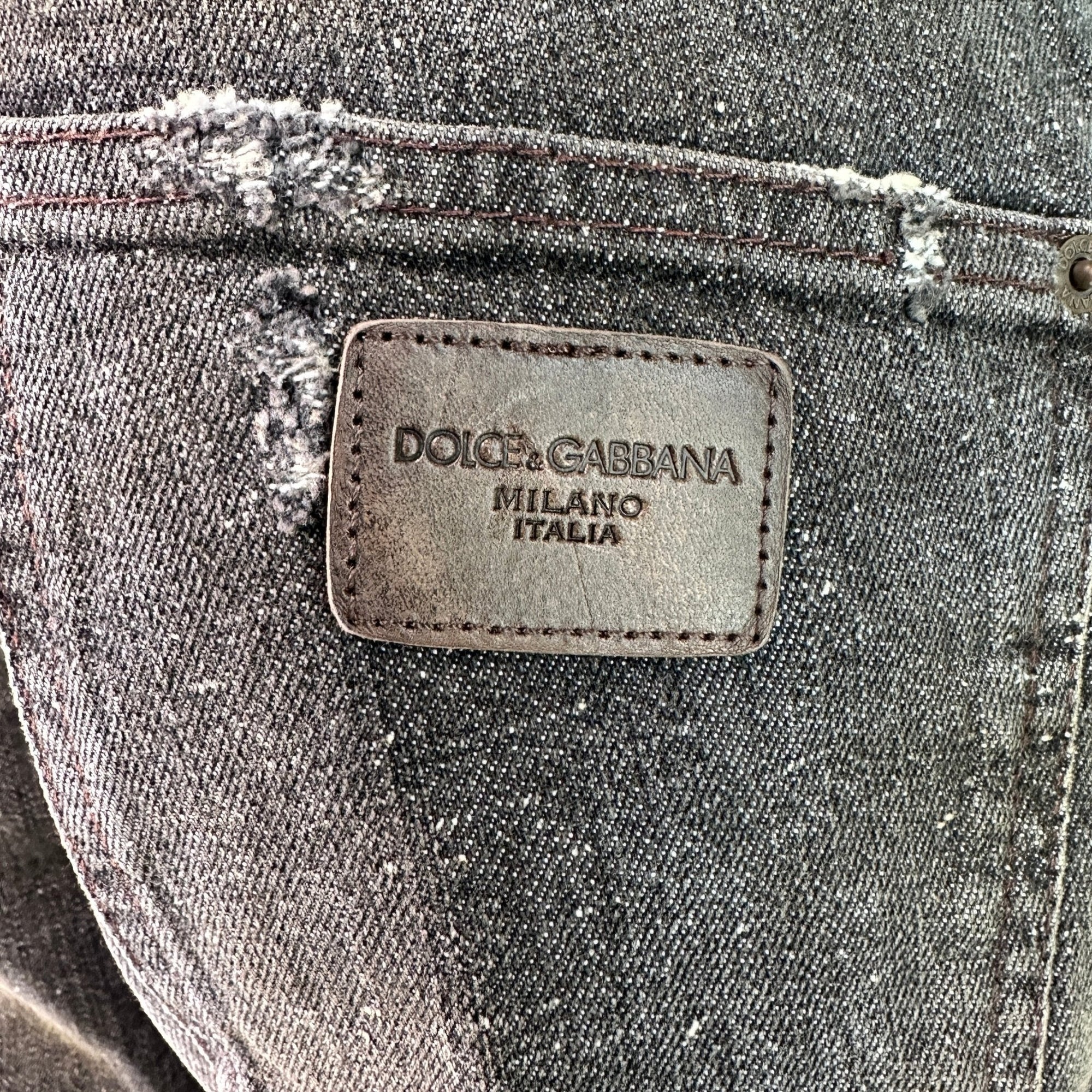 Dolce & Gabbana Leather Plaque Slim Dirt Look Grey Jeans