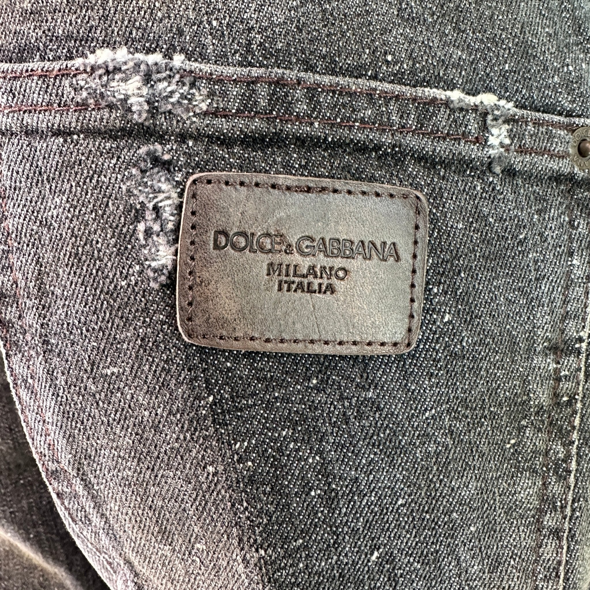 Dolce & Gabbana Leather Plaque Slim Dirt Look Grey Jeans
