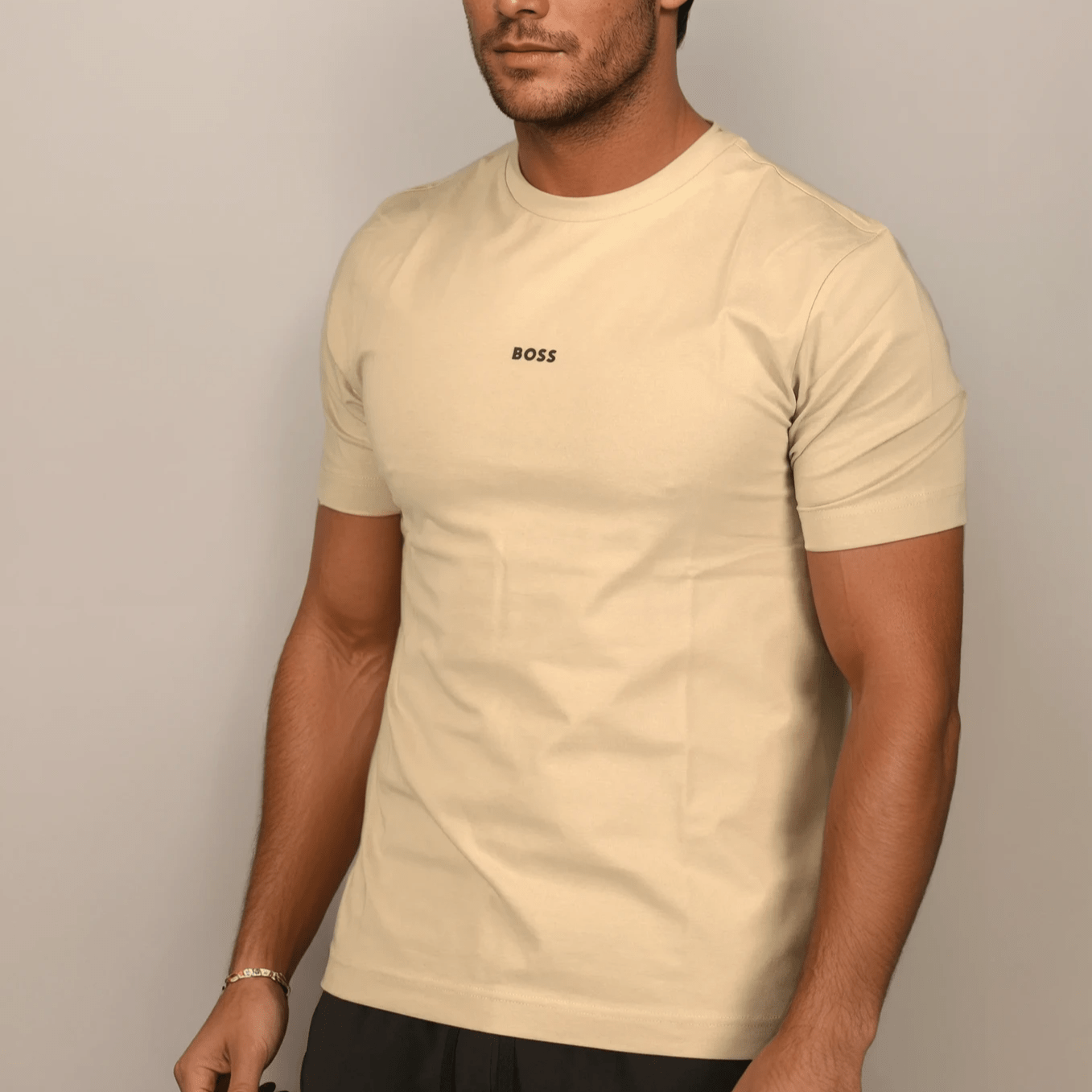 Hugo Boss Relaxed-Fit T-Shirt in Stretch Cotton with Logo Print Beige